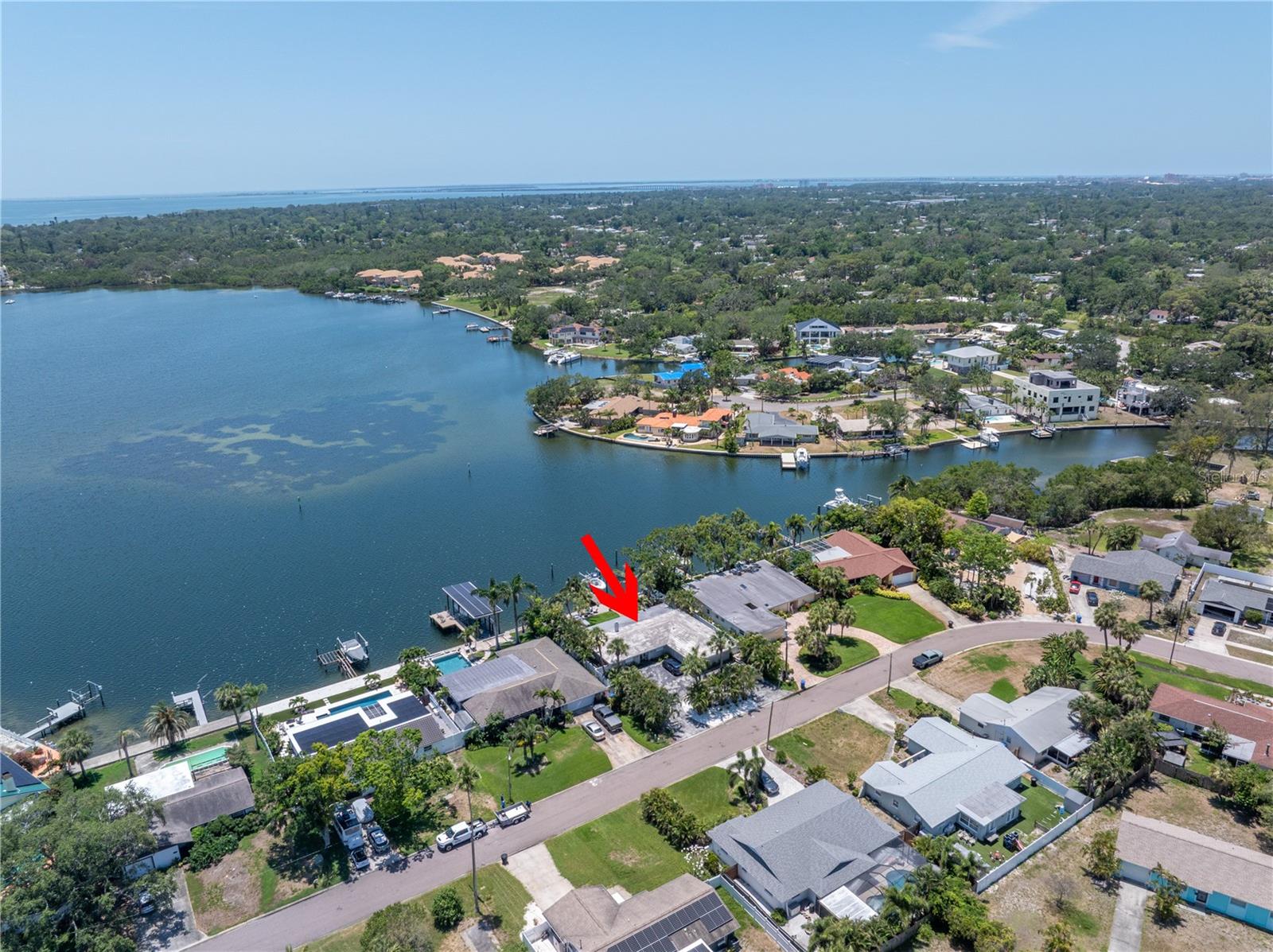 Listing photo id 57 for 4649 Neptune Drive Se