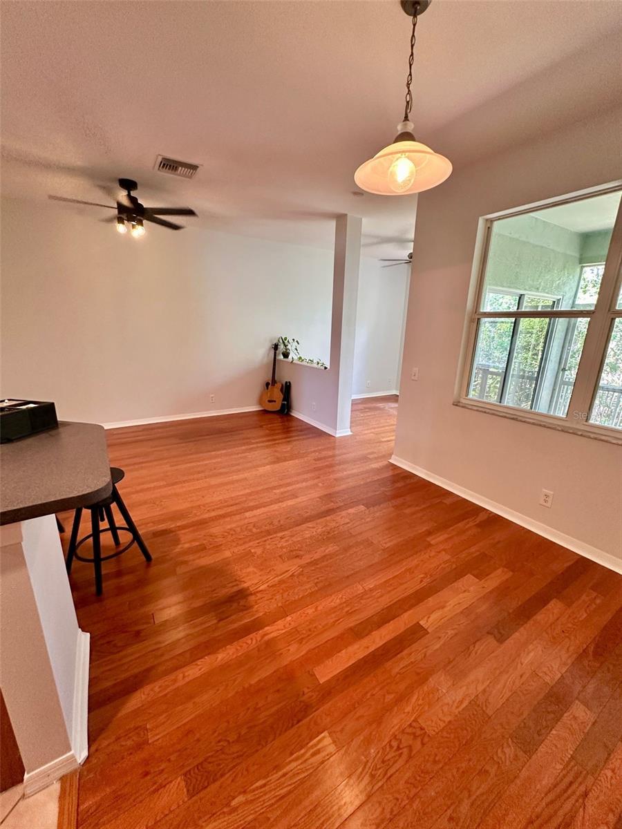 Image 4 of 35 For 608 Black Lion Drive Ne