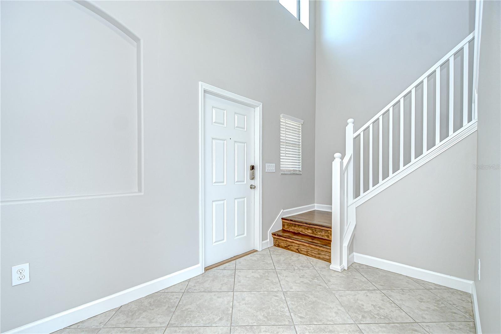 Image 5 of 29 For 1210 Harbour Blue Street
