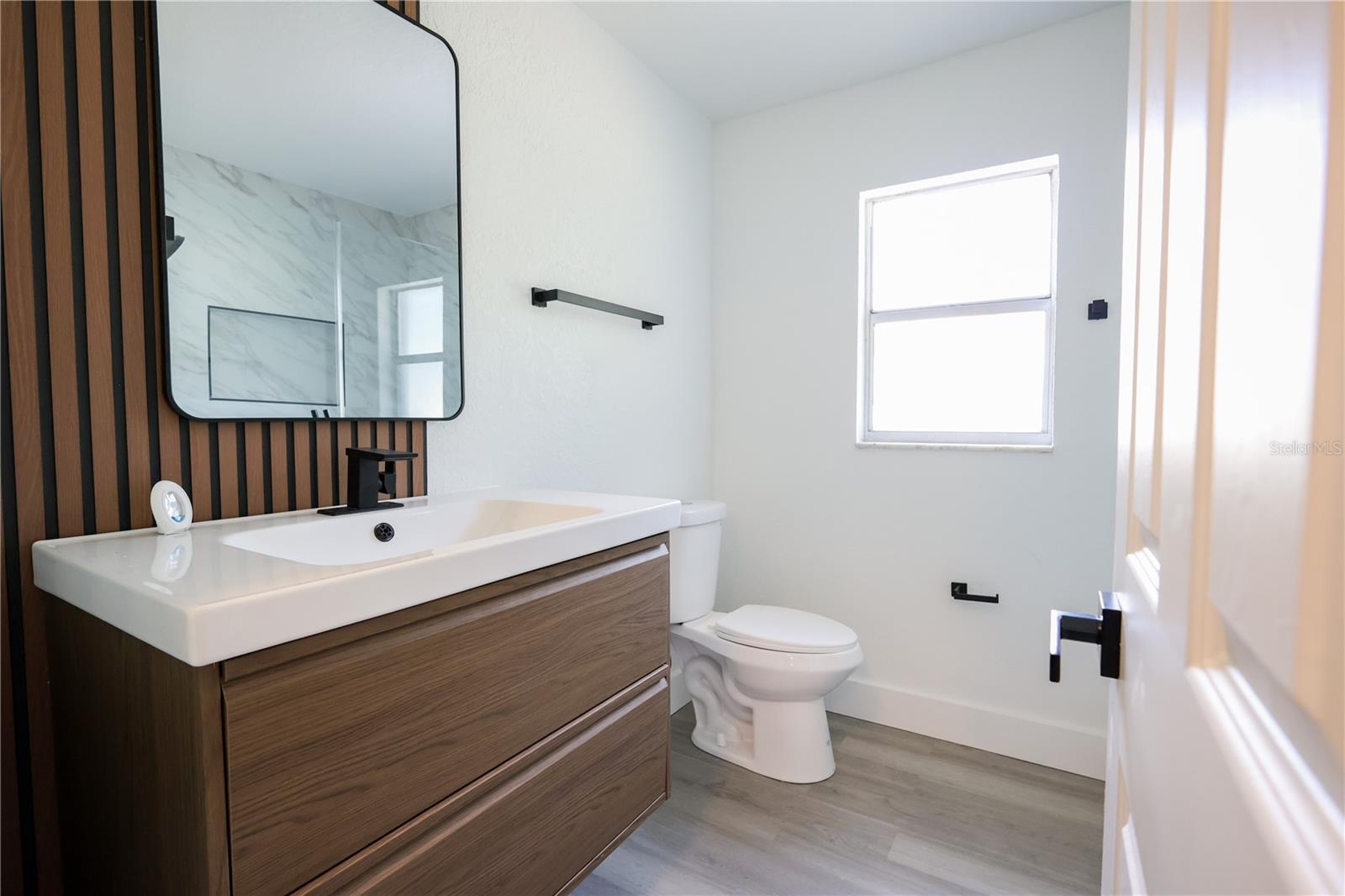 Image 20 of 42 For 4260 Saint Lawrence Drive