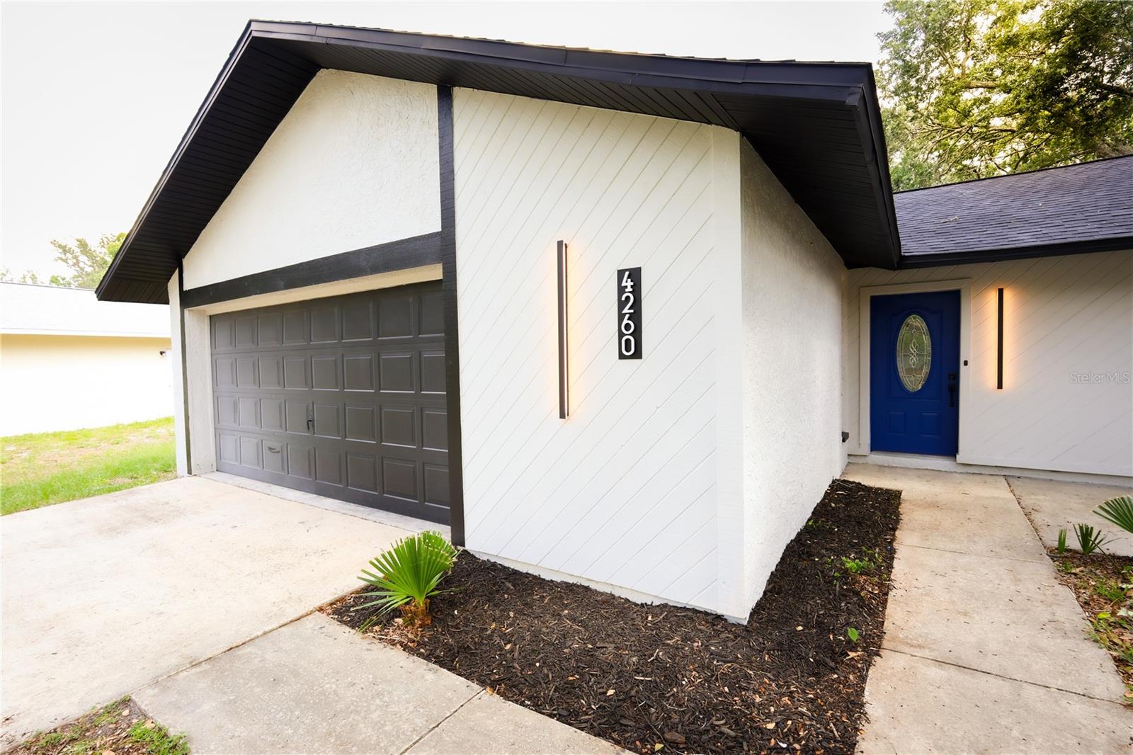 Image 4 of 42 For 4260 Saint Lawrence Drive