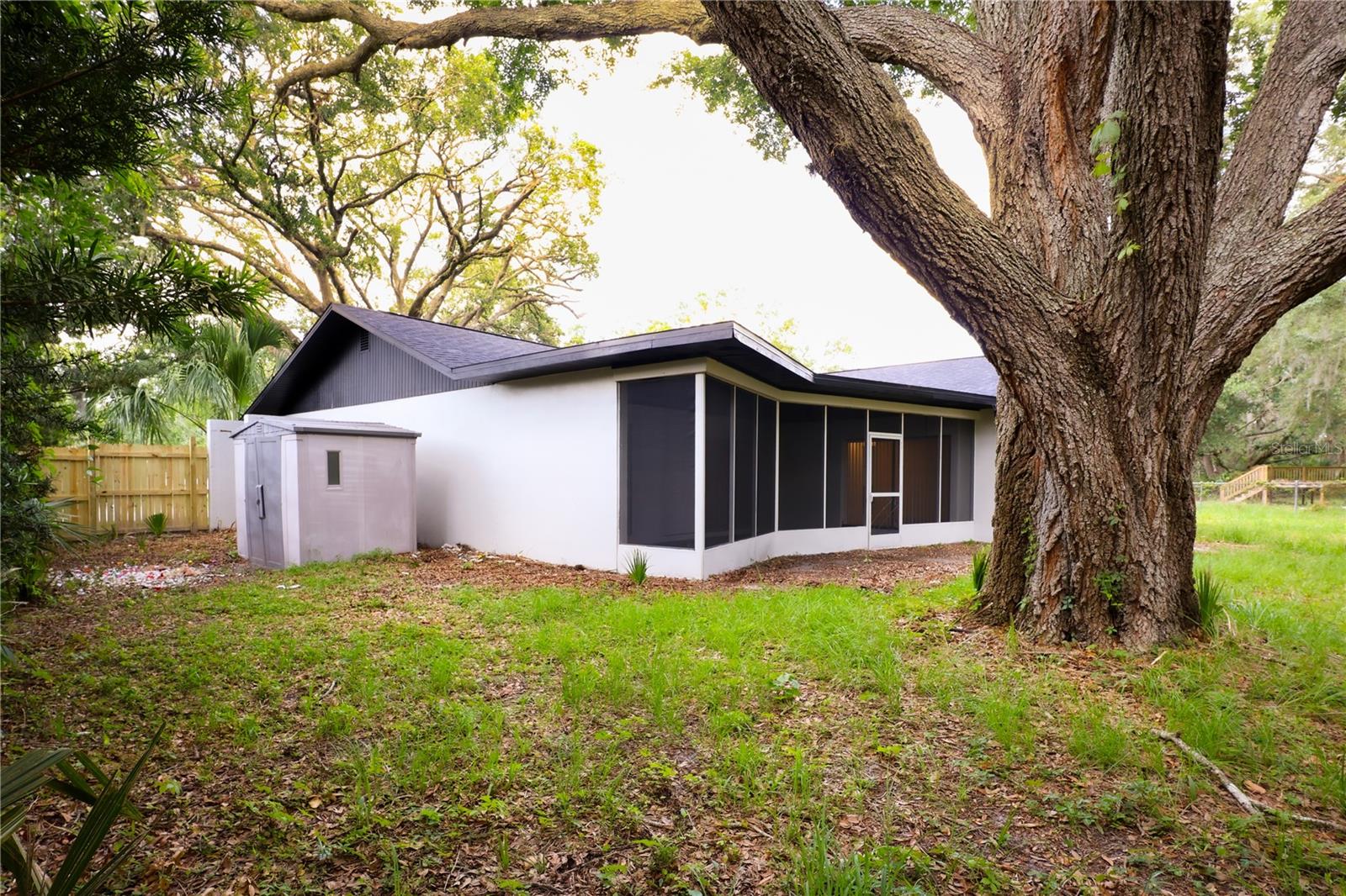 Image 6 of 42 For 4260 Saint Lawrence Drive