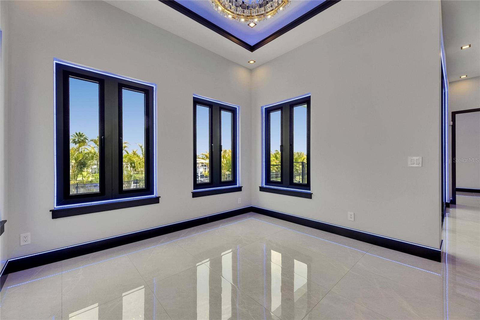 Image 34 of 67 For 6534 Simone Shores Circle
