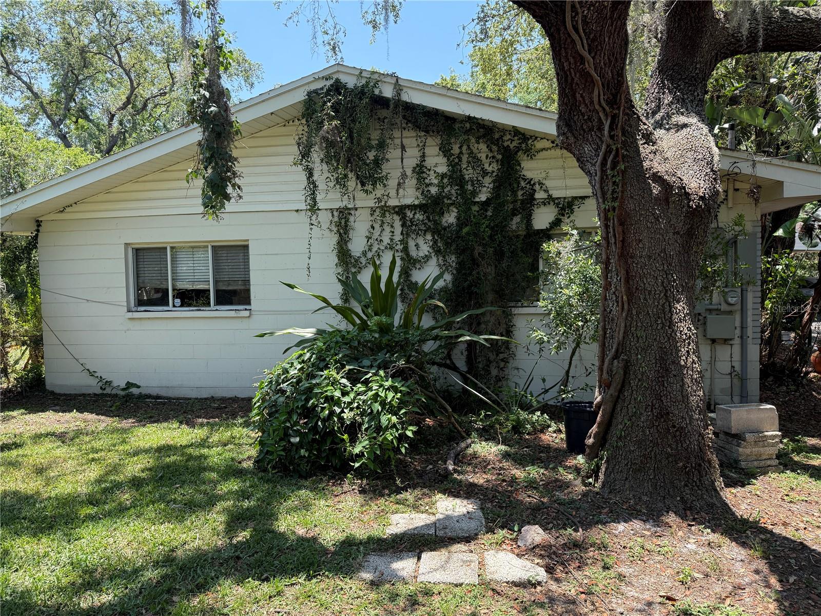 Image 10 of 18 For 7601 Pine Hill Drive