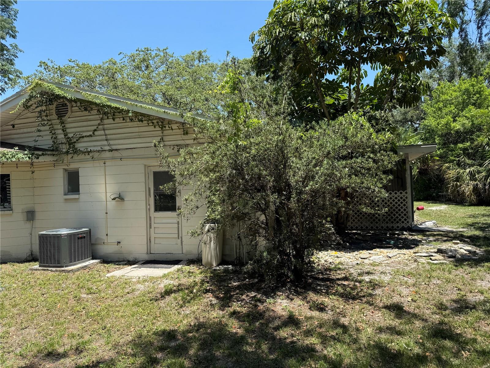 Image 15 of 18 For 7601 Pine Hill Drive