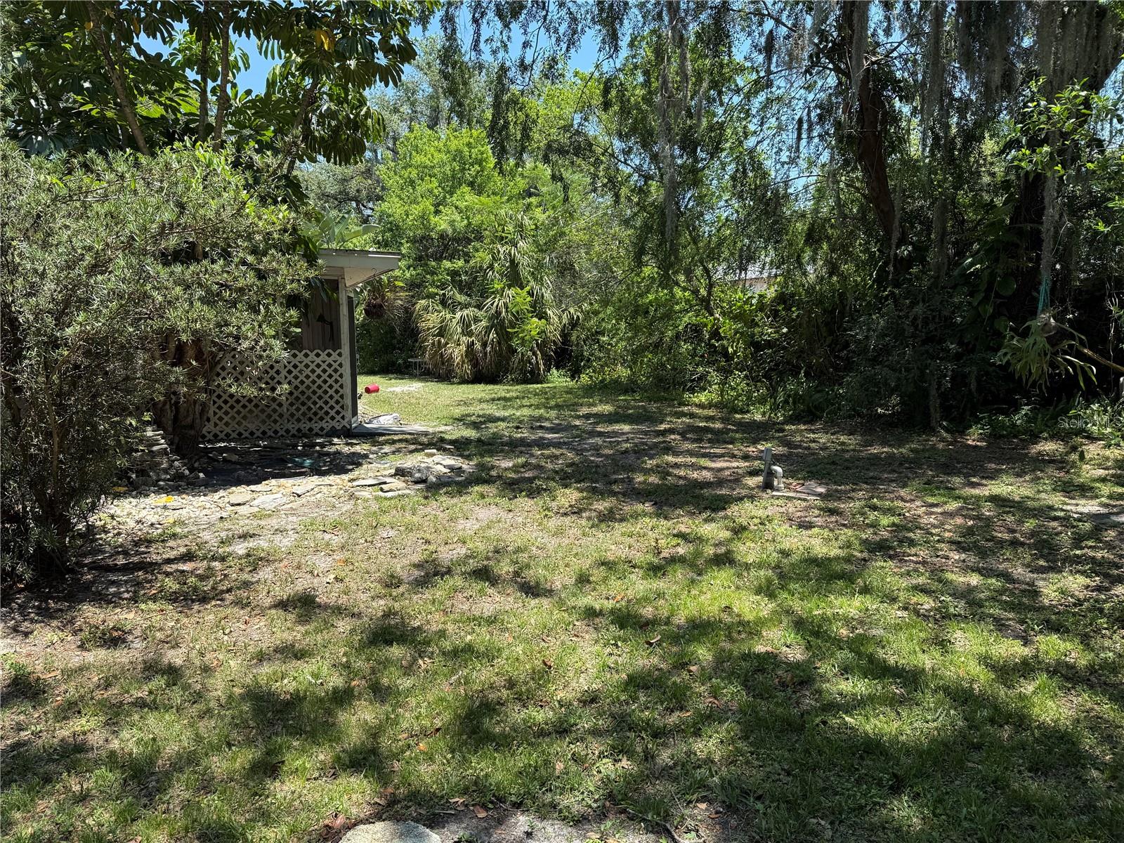 Image 16 of 18 For 7601 Pine Hill Drive
