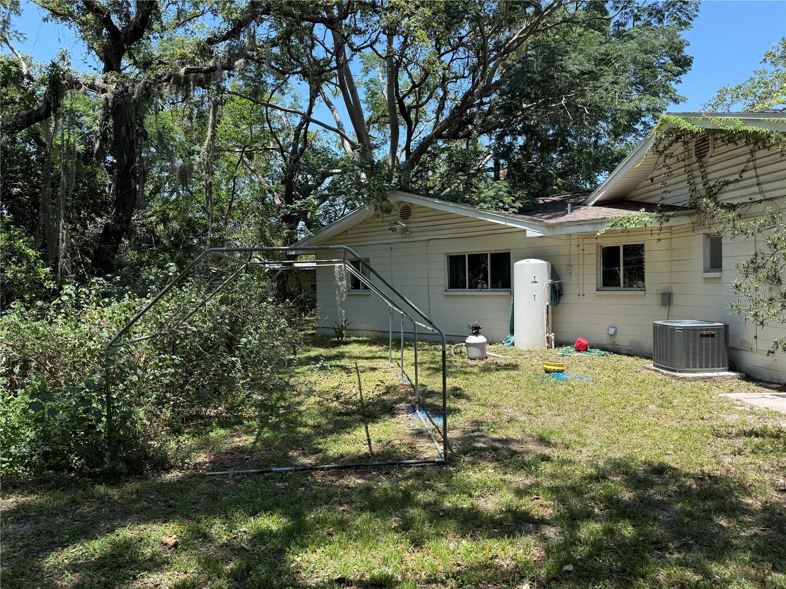Image 6 of 18 For 7601 Pine Hill Drive