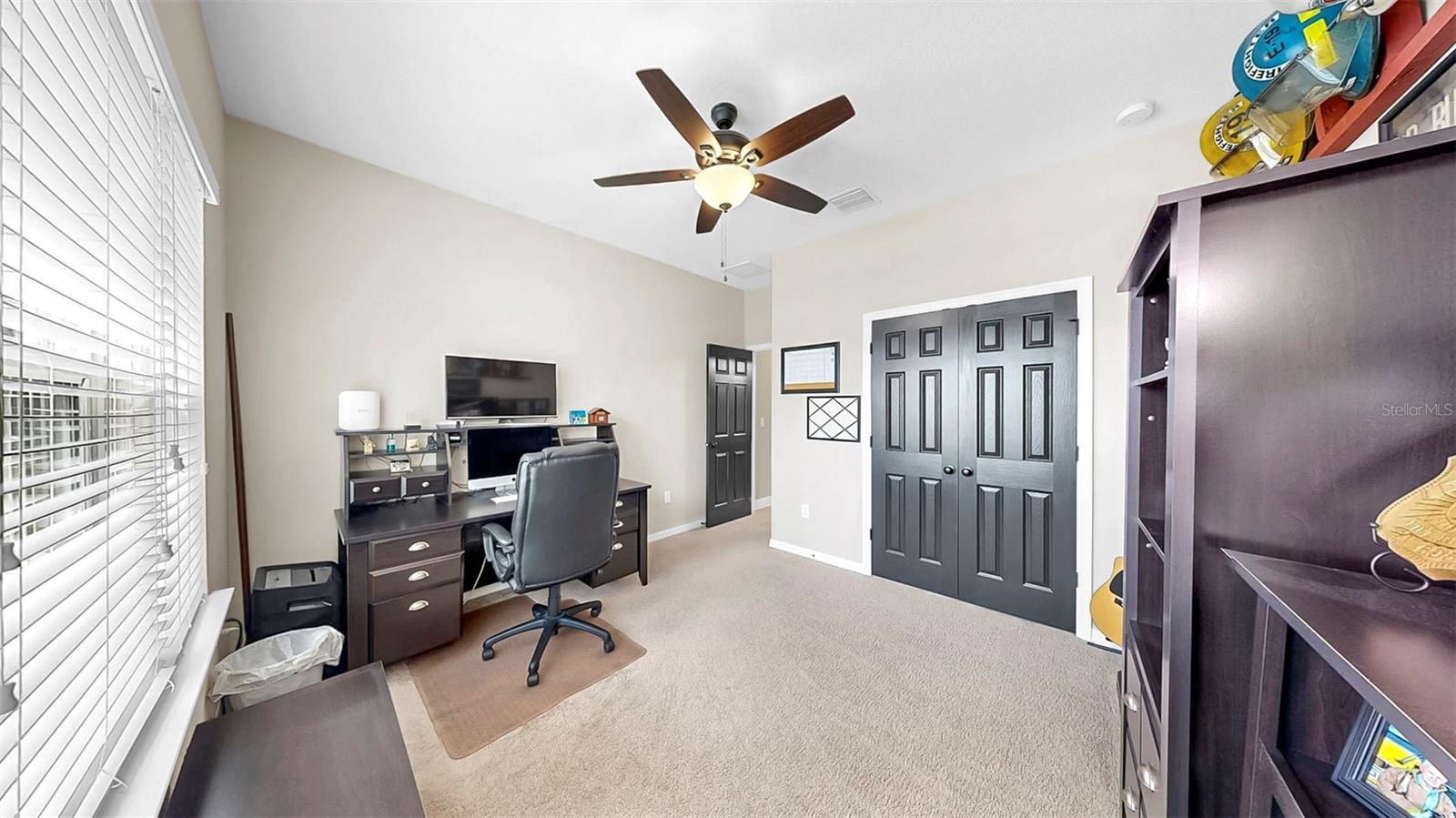 Image 12 of 52 For 17610 Buckingham Garden Drive