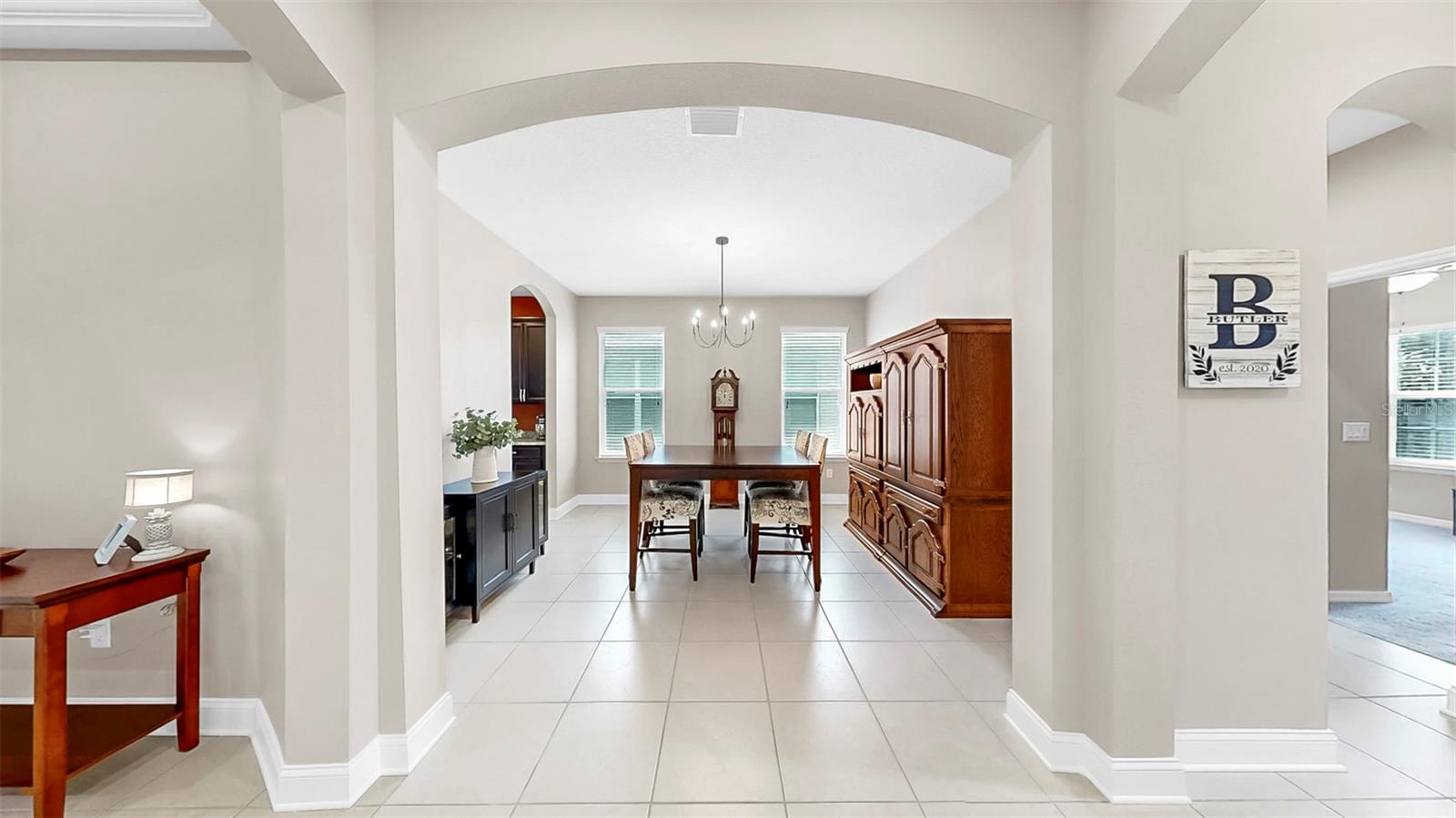 Image 15 of 52 For 17610 Buckingham Garden Drive