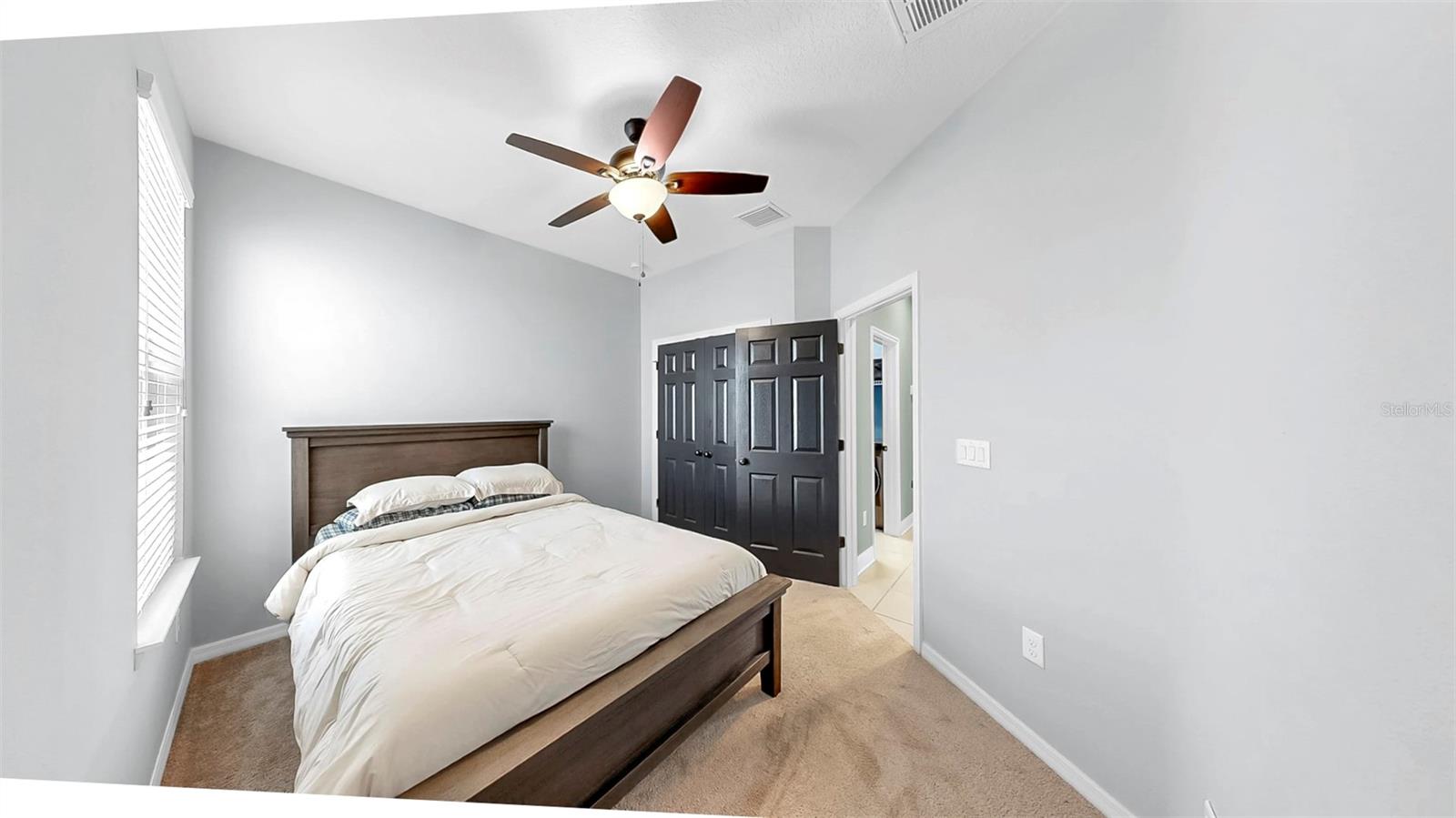 Image 19 of 52 For 17610 Buckingham Garden Drive