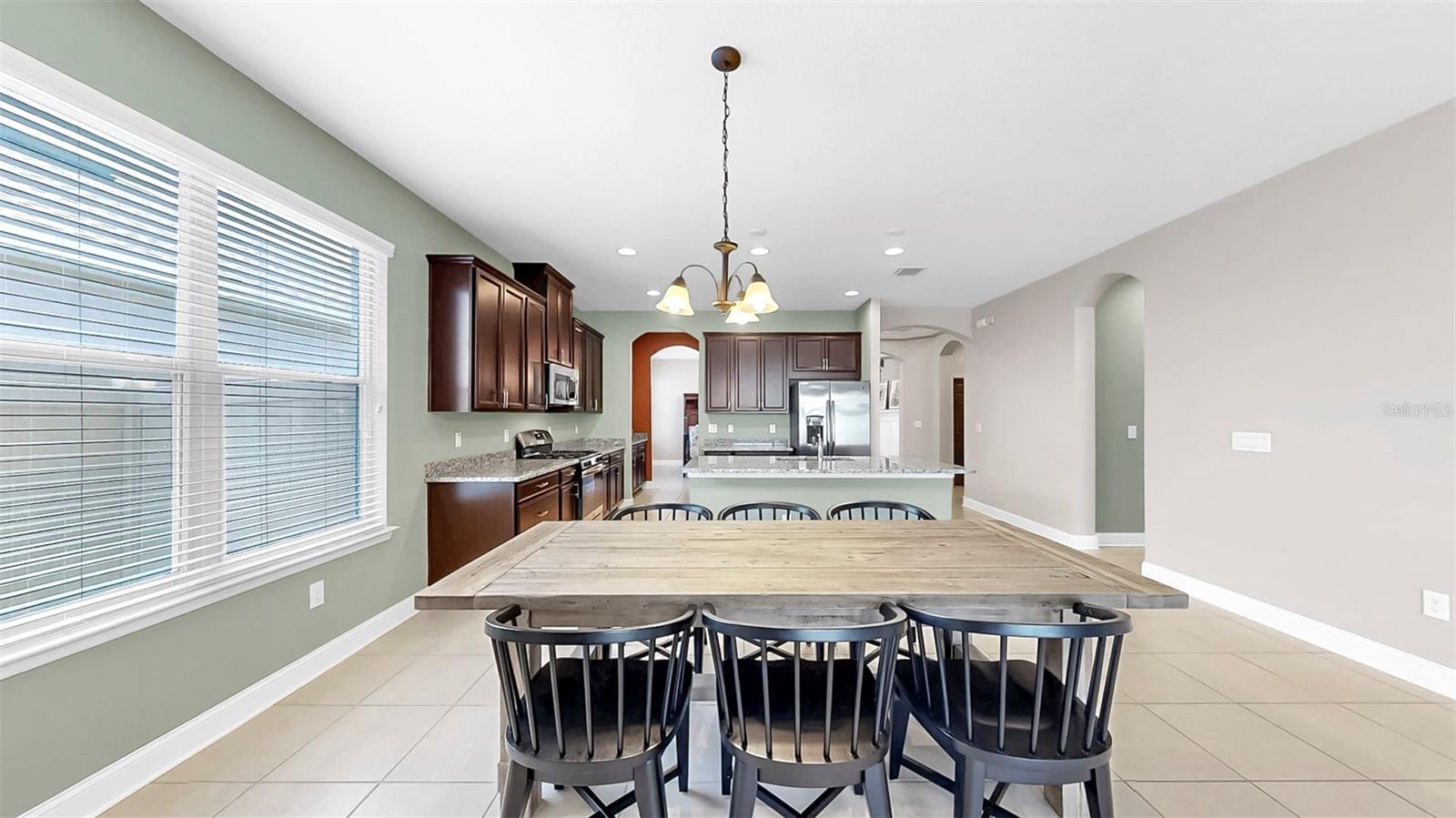 Image 33 of 52 For 17610 Buckingham Garden Drive