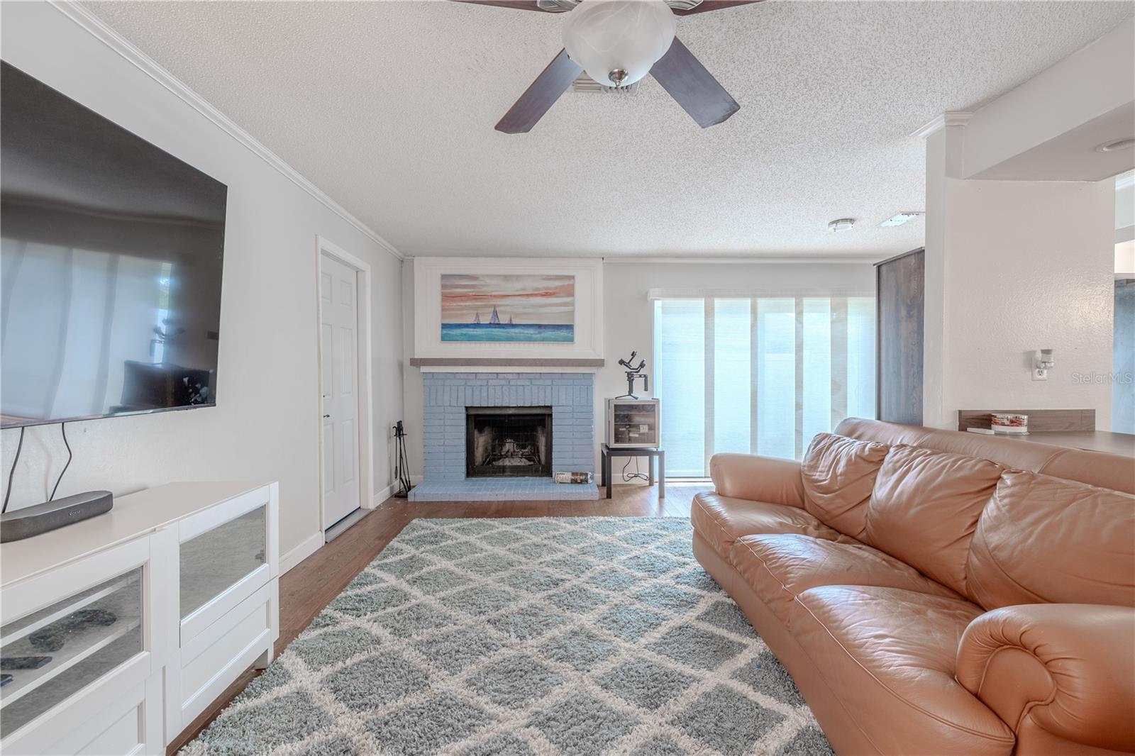 Listing photo id 11 for 3968 Orchard Hill Circle