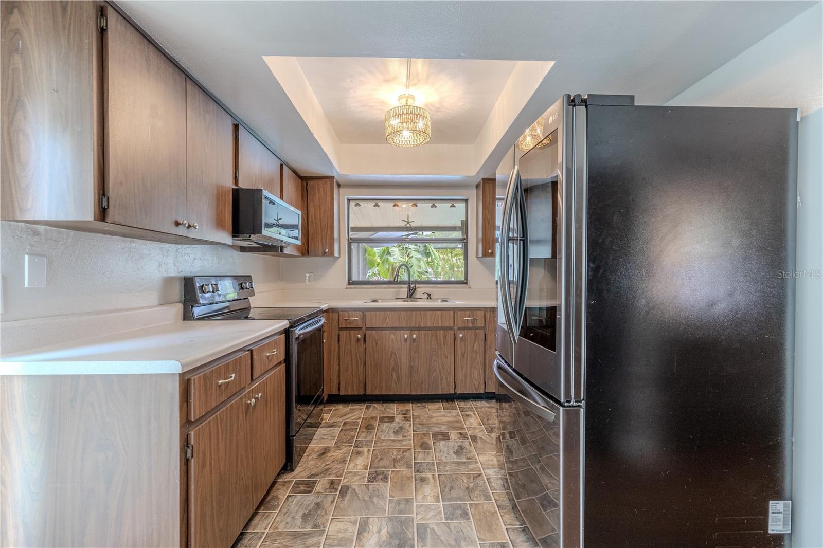 Listing photo id 14 for 3968 Orchard Hill Circle