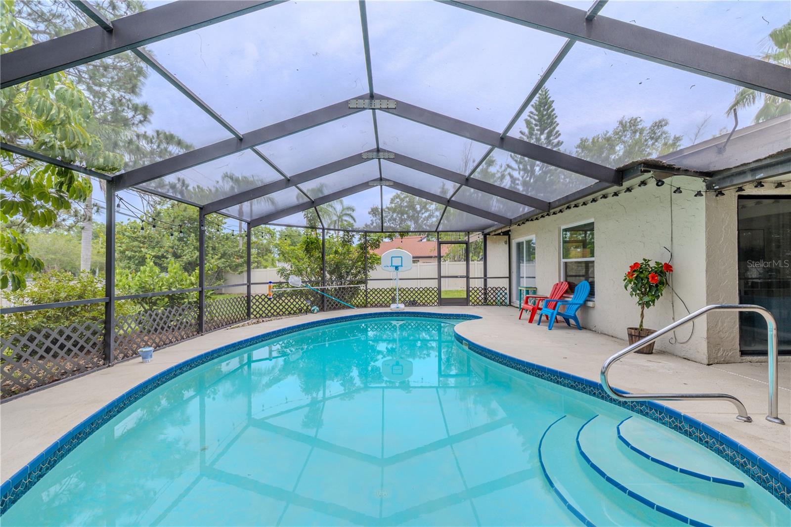 Listing photo id 1 for 3968 Orchard Hill Circle