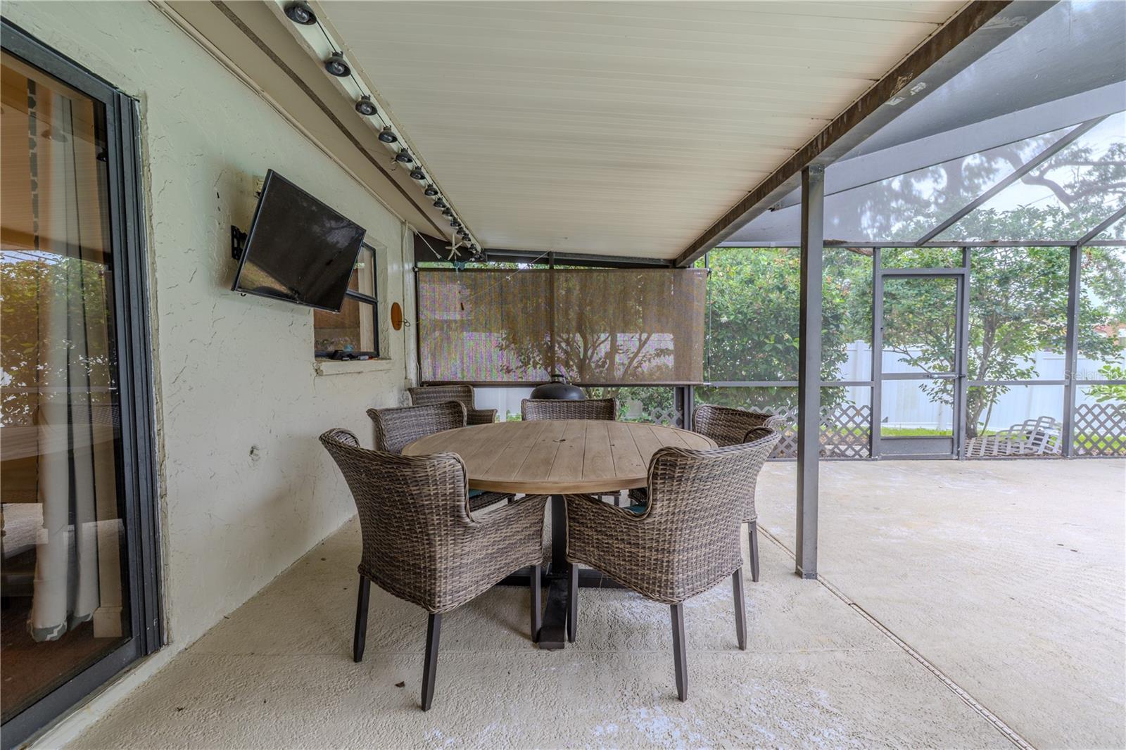 Listing photo id 31 for 3968 Orchard Hill Circle