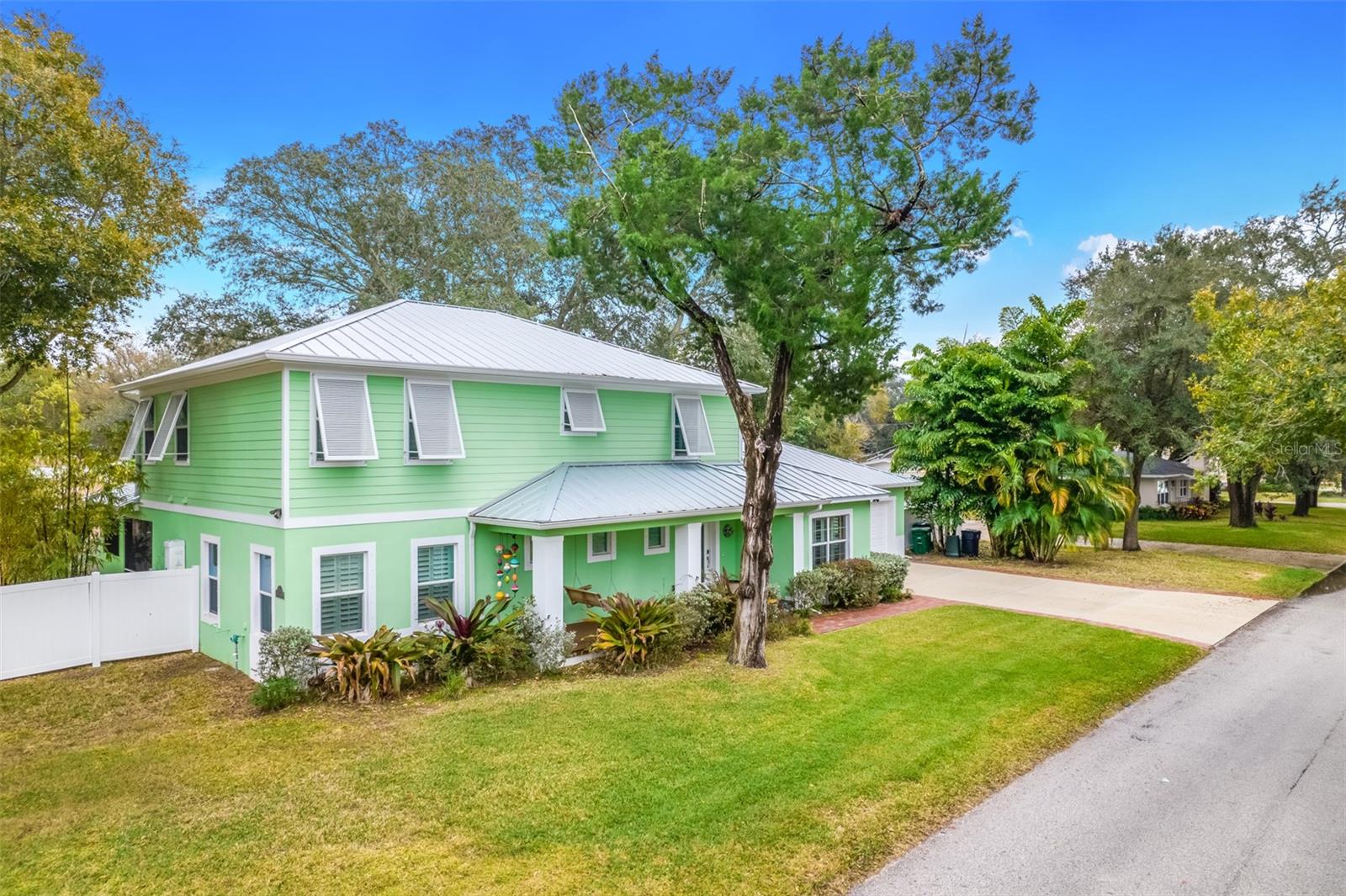 Image 3 of 14 For 4024 Zelar Street