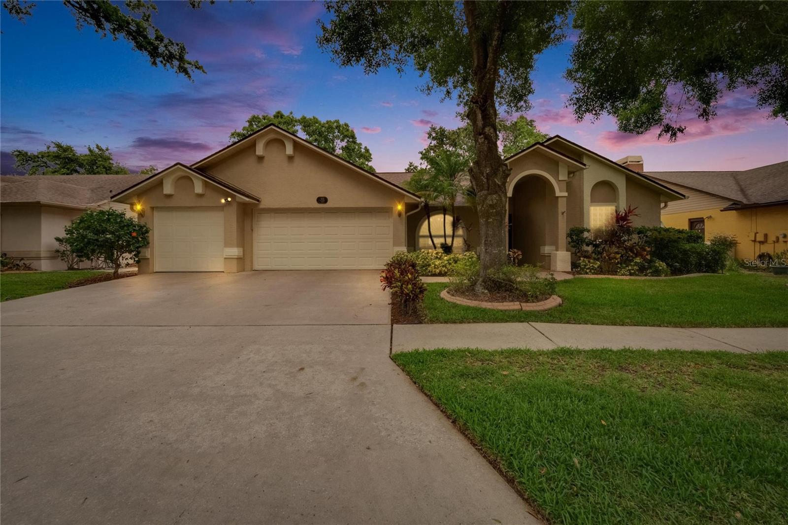 Image 2 of 57 For 905 Balsamina Drive