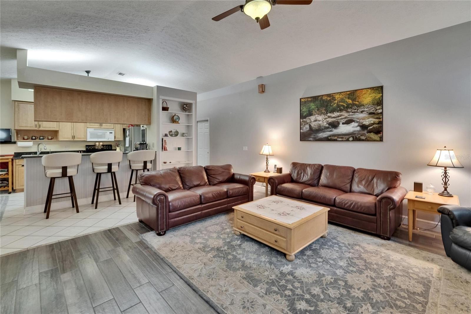 Image 21 of 57 For 905 Balsamina Drive
