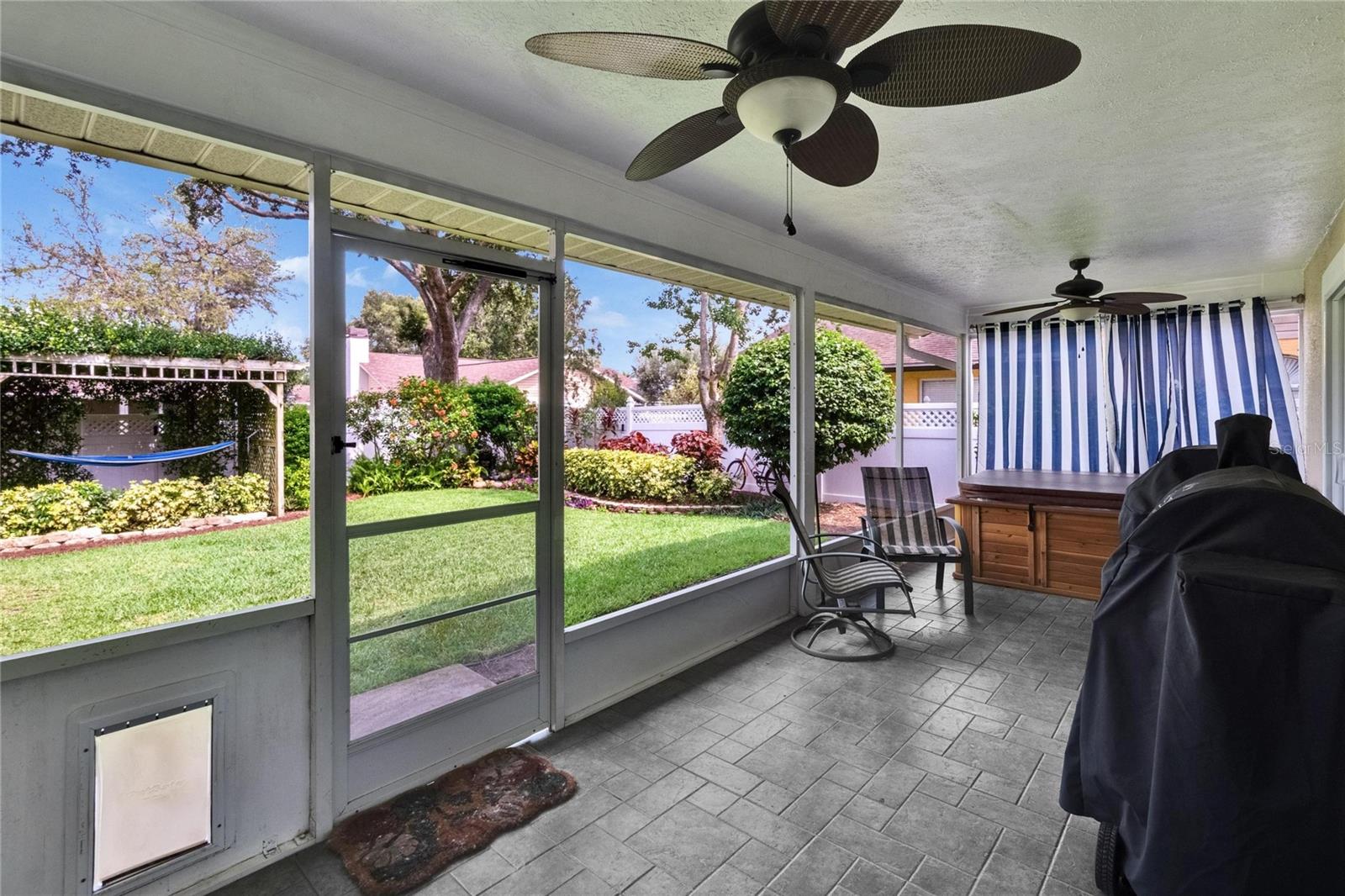 Image 44 of 57 For 905 Balsamina Drive