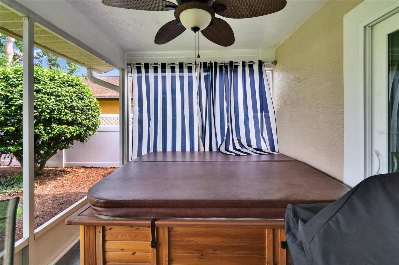 Image 45 of 57 For 905 Balsamina Drive