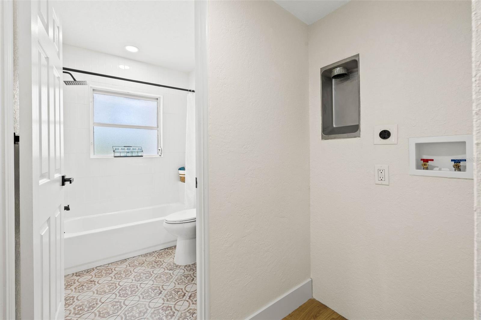 Image 17 of 36 For 3300 52nd Street N