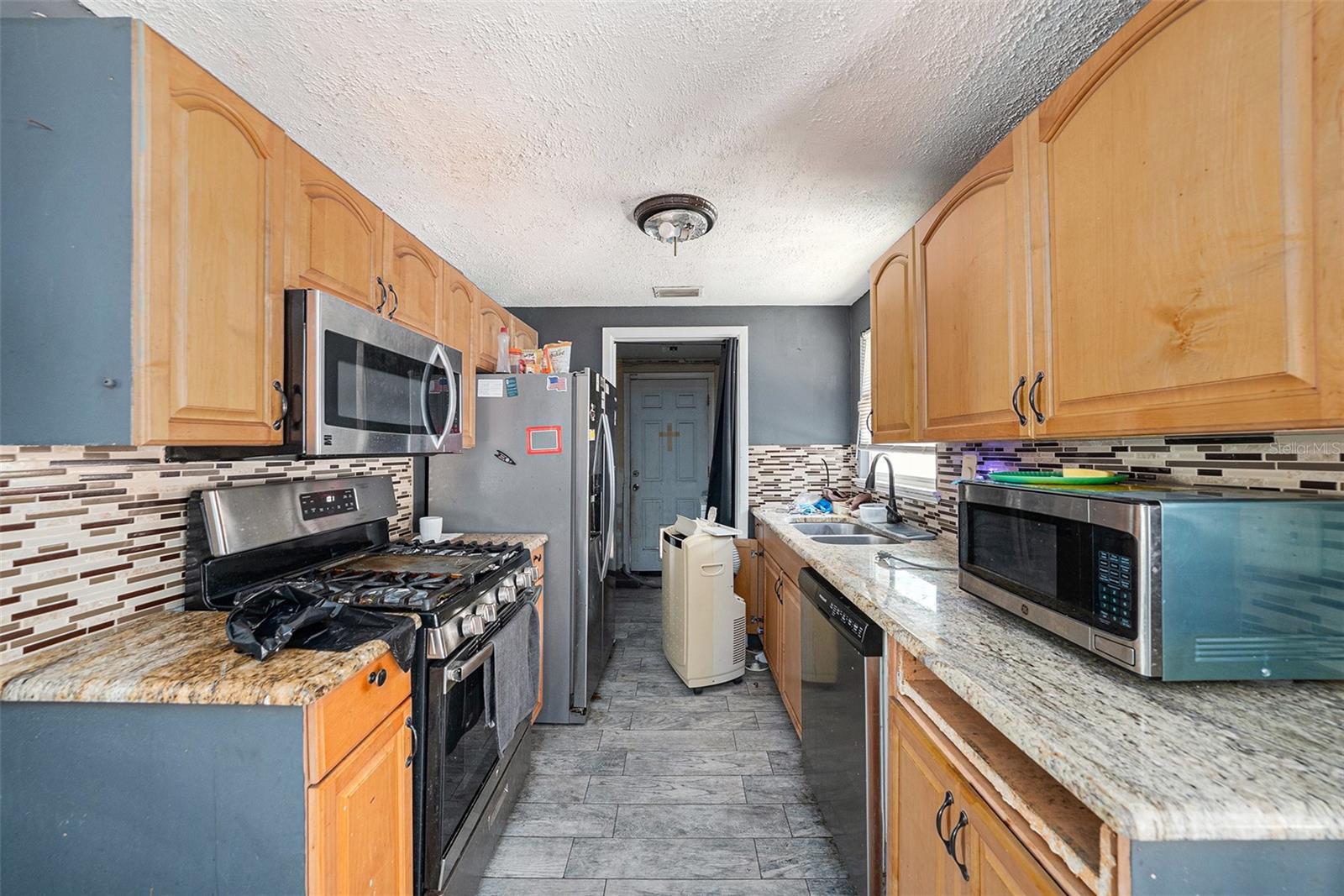 Image 5 of 9 For 11486 92nd Street N