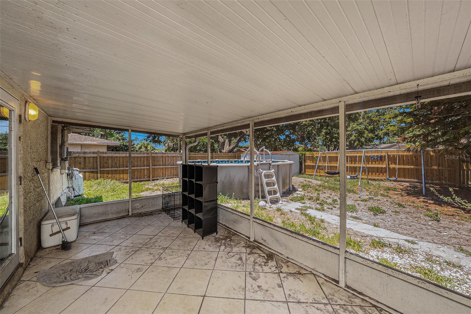 Image 6 of 9 For 11486 92nd Street N