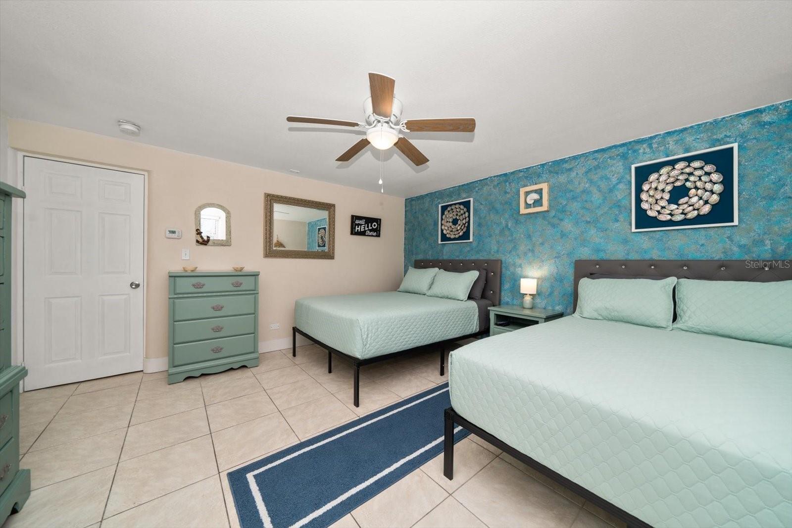 Image 14 of 41 For 603 Mandalay Avenue 105
