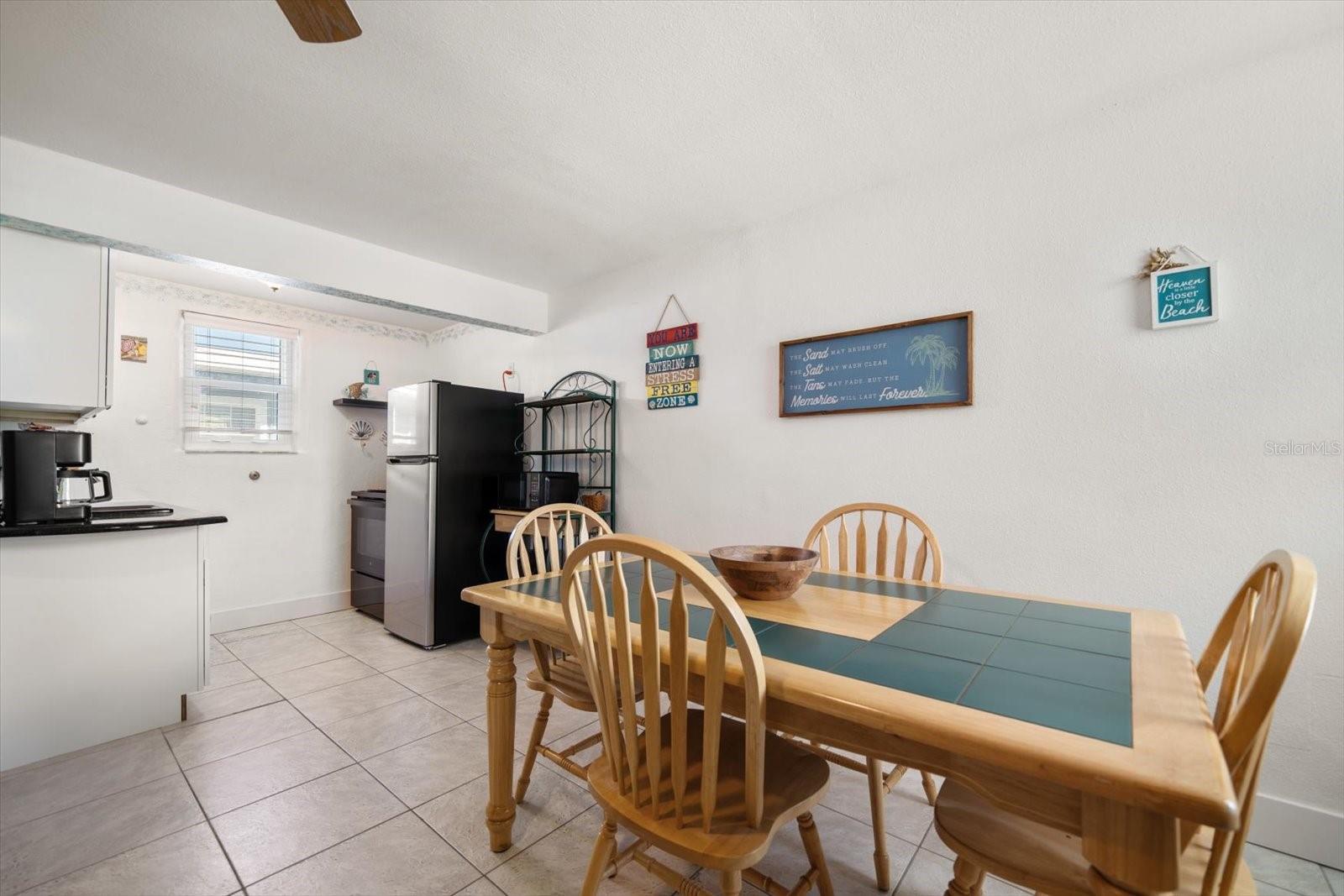 Image 6 of 41 For 603 Mandalay Avenue 105