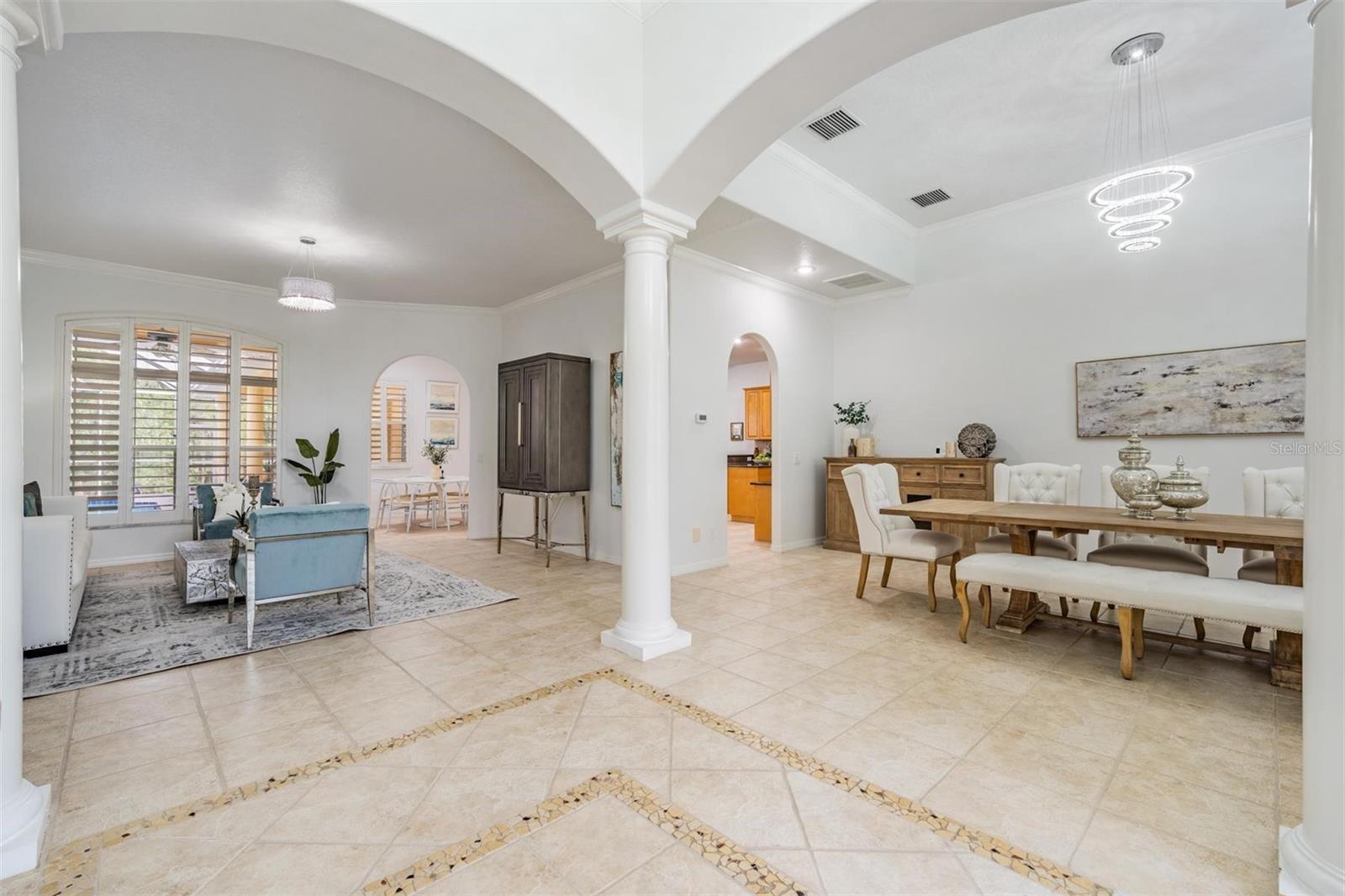 Listing photo id 10 for 10641 Cory Lake Drive