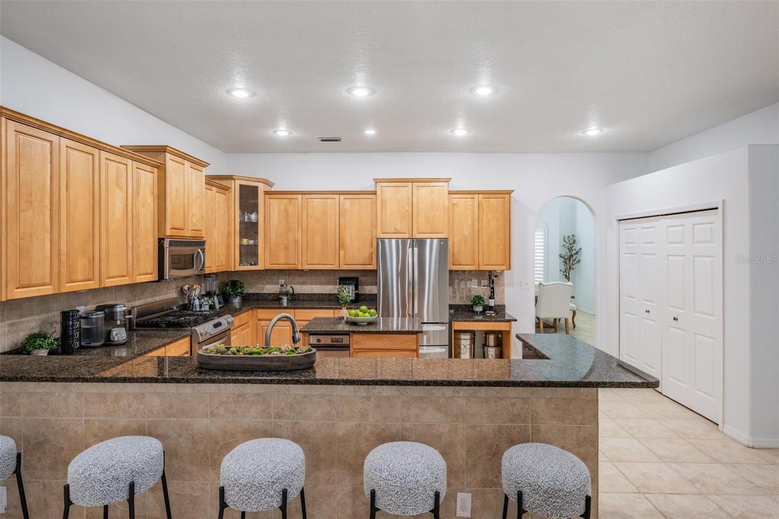 Listing photo id 21 for 10641 Cory Lake Drive