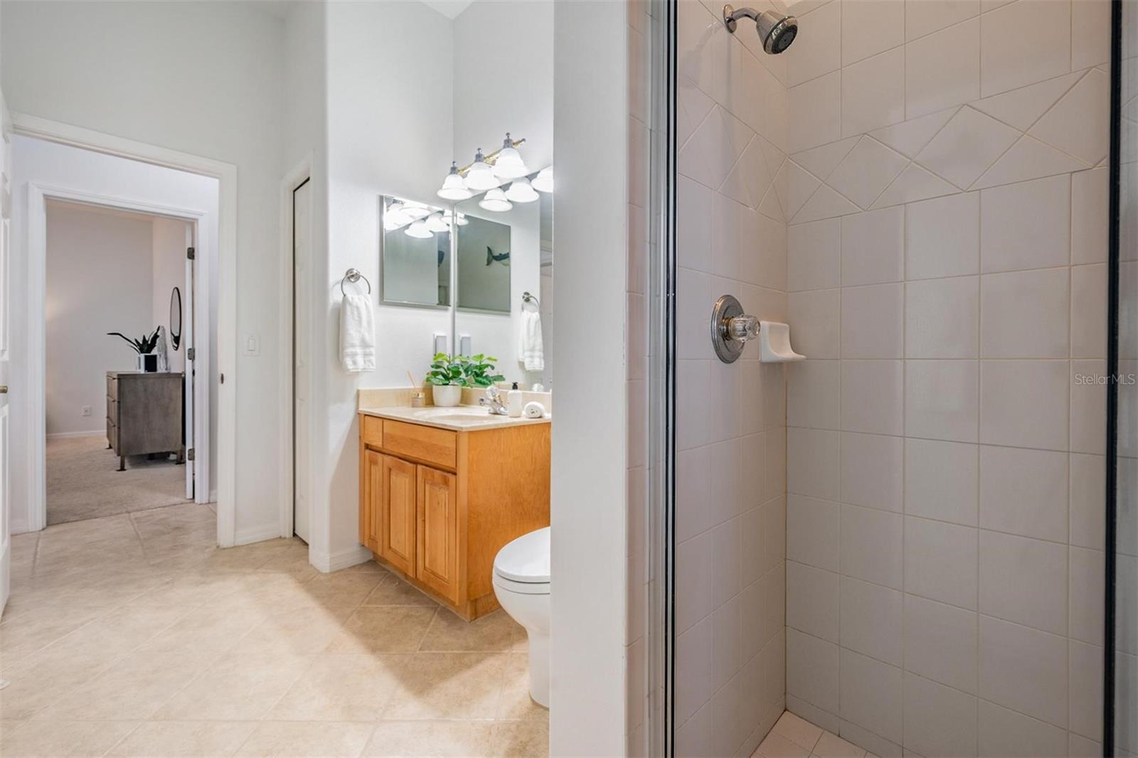 Listing photo id 33 for 10641 Cory Lake Drive