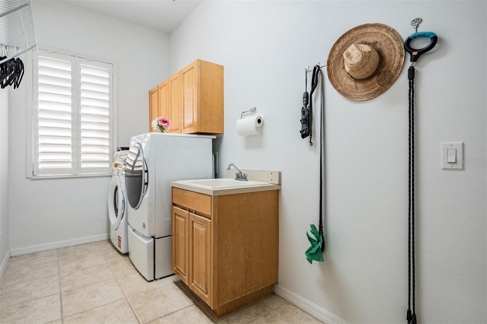 Listing photo id 38 for 10641 Cory Lake Drive