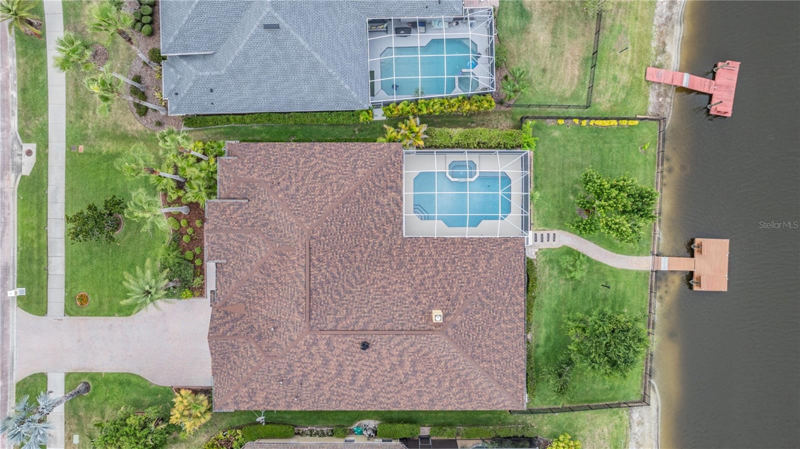 Listing photo id 4 for 10641 Cory Lake Drive