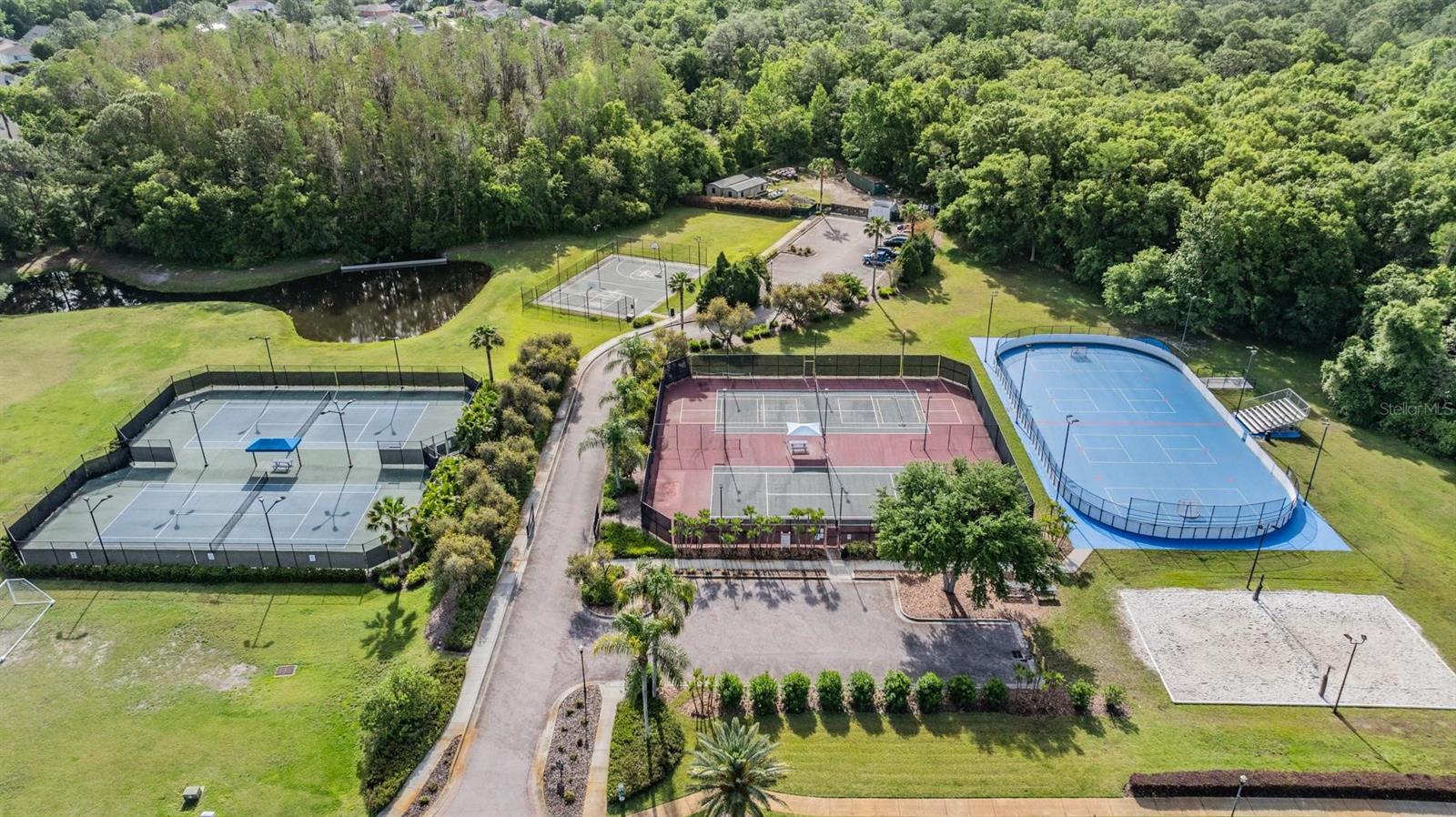 Listing photo id 58 for 10641 Cory Lake Drive