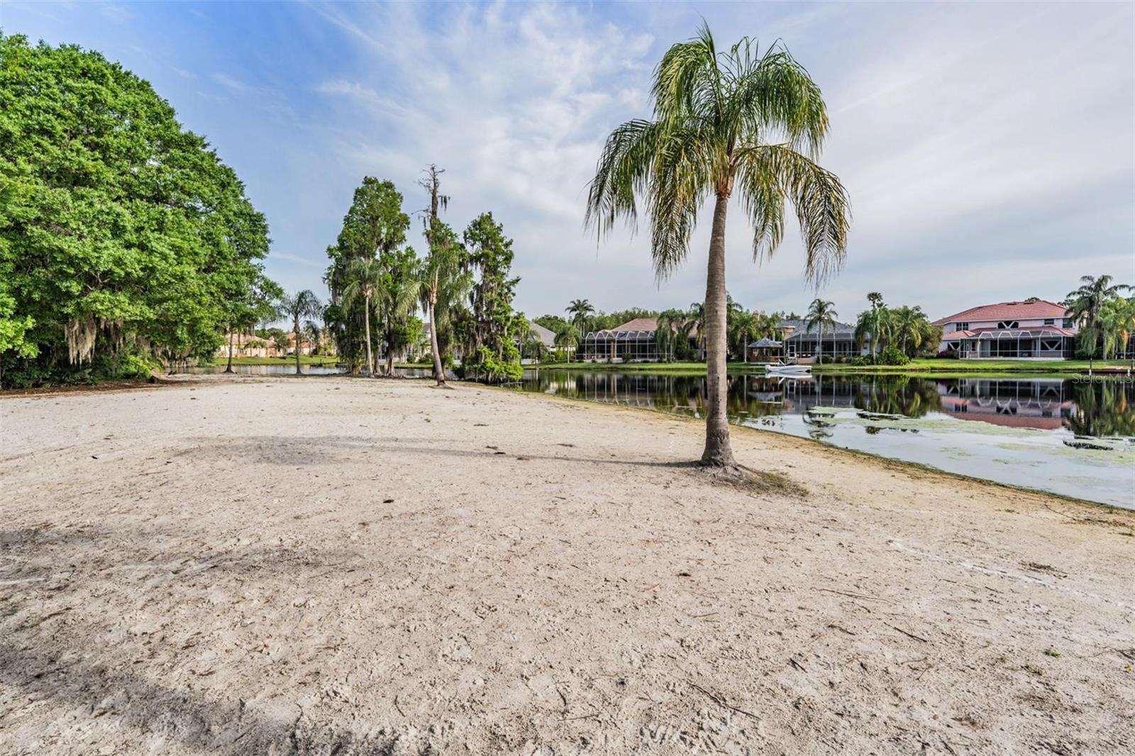 Listing photo id 64 for 10641 Cory Lake Drive