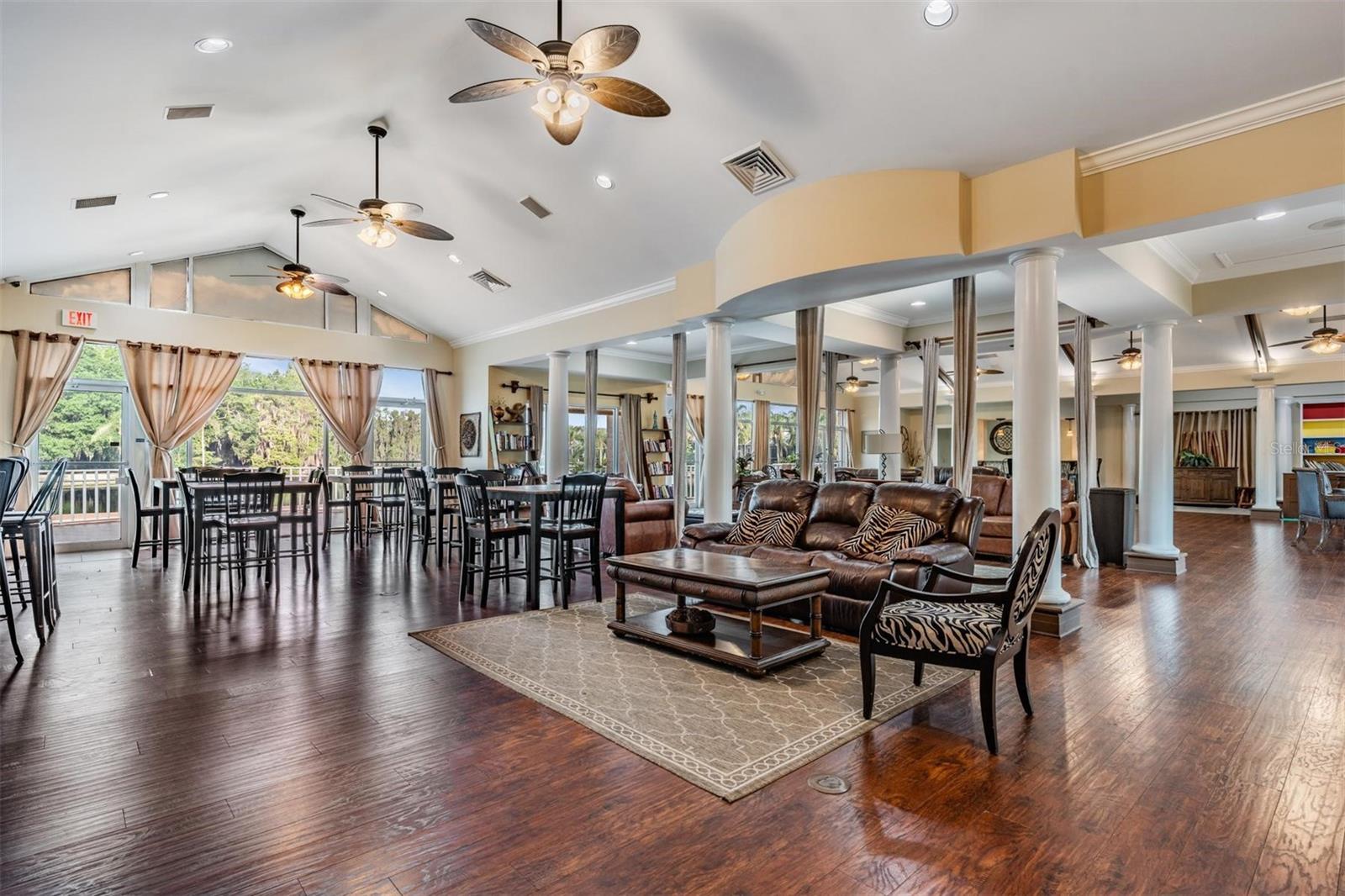 Listing photo id 69 for 10641 Cory Lake Drive