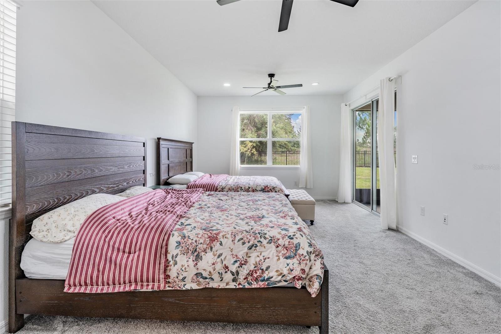 Image 31 of 73 For 9405 Ibis Grove Boulevard