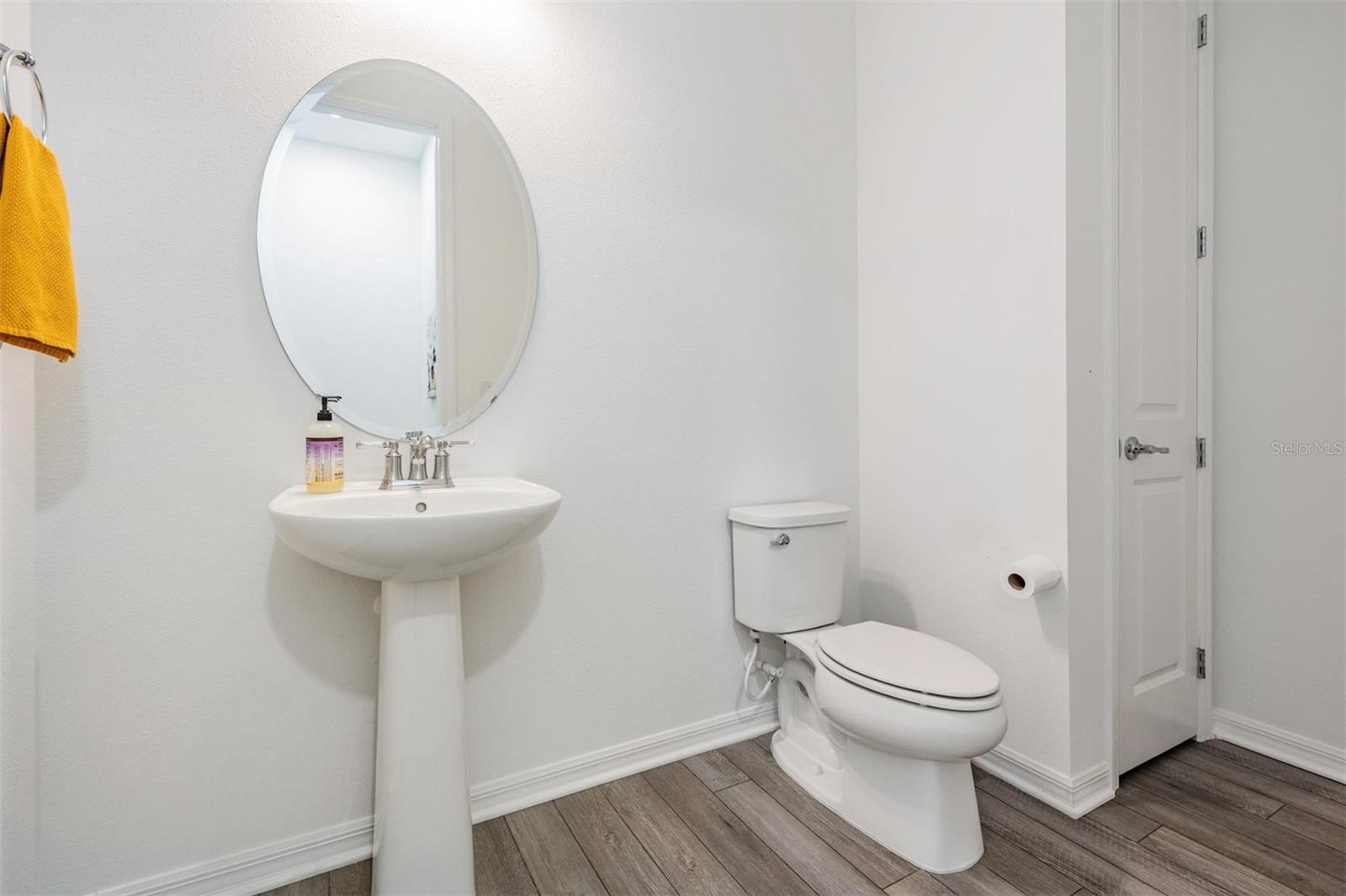 Image 40 of 73 For 9405 Ibis Grove Boulevard
