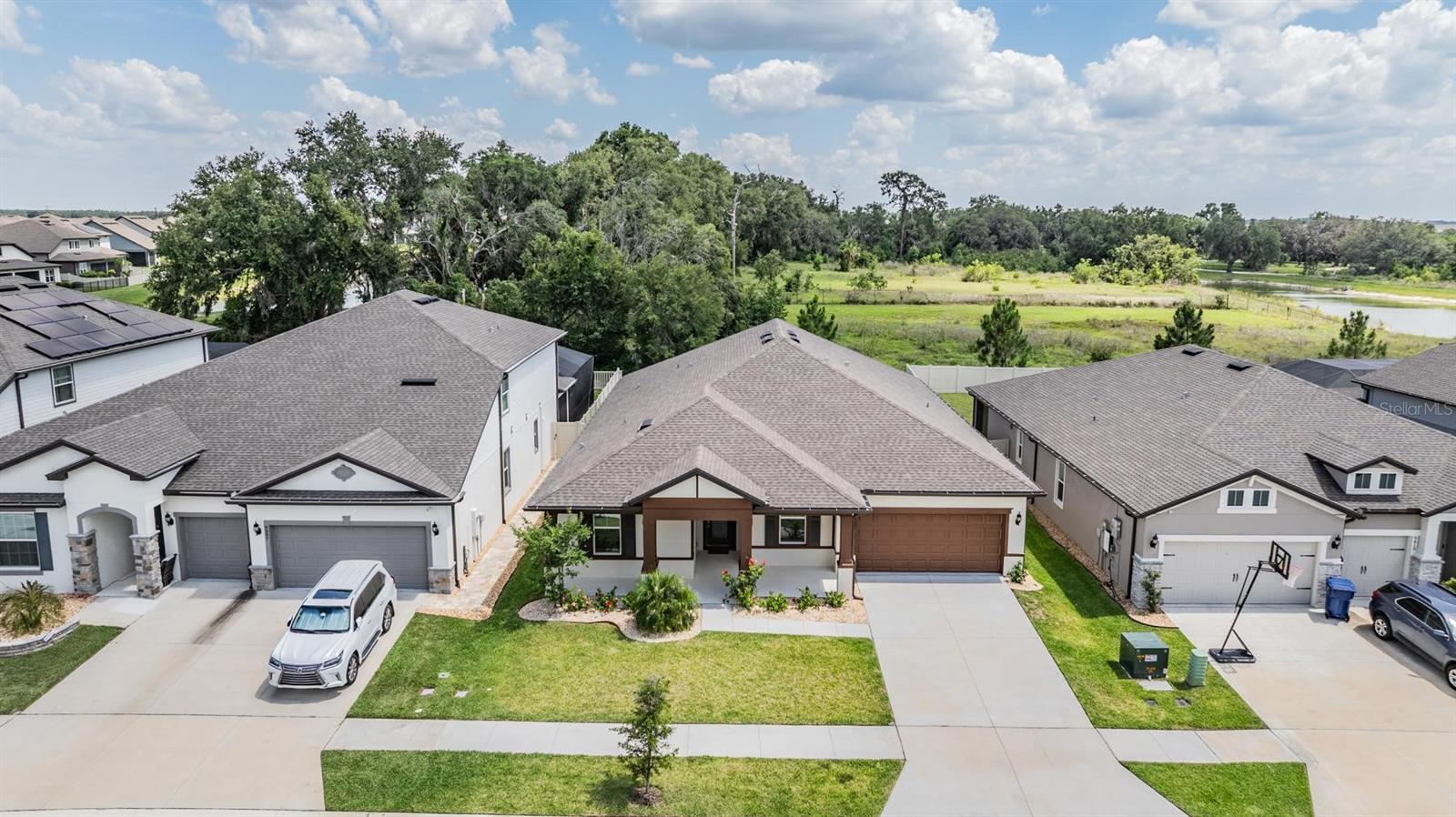 Image 49 of 73 For 9405 Ibis Grove Boulevard