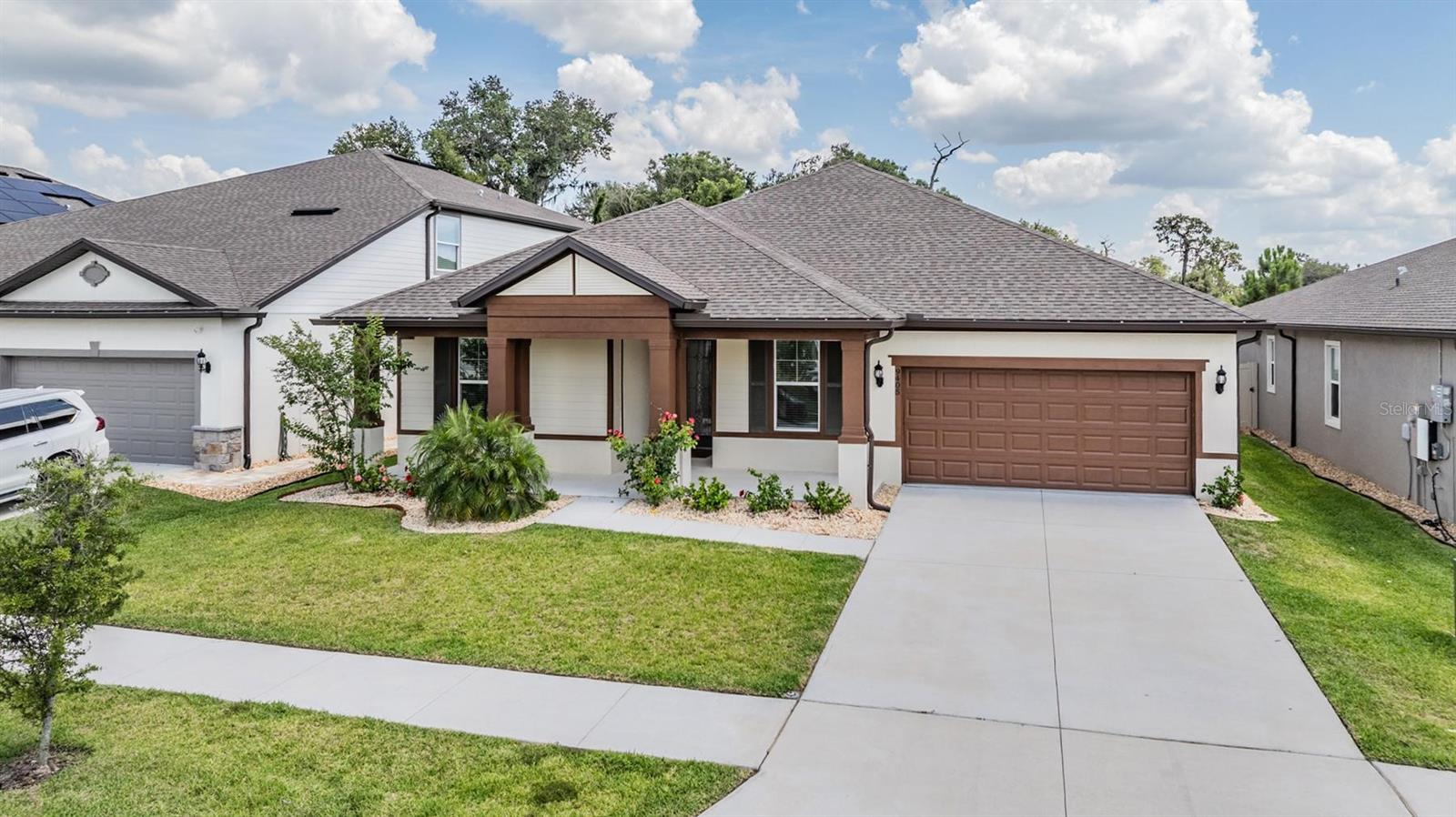Image 52 of 73 For 9405 Ibis Grove Boulevard