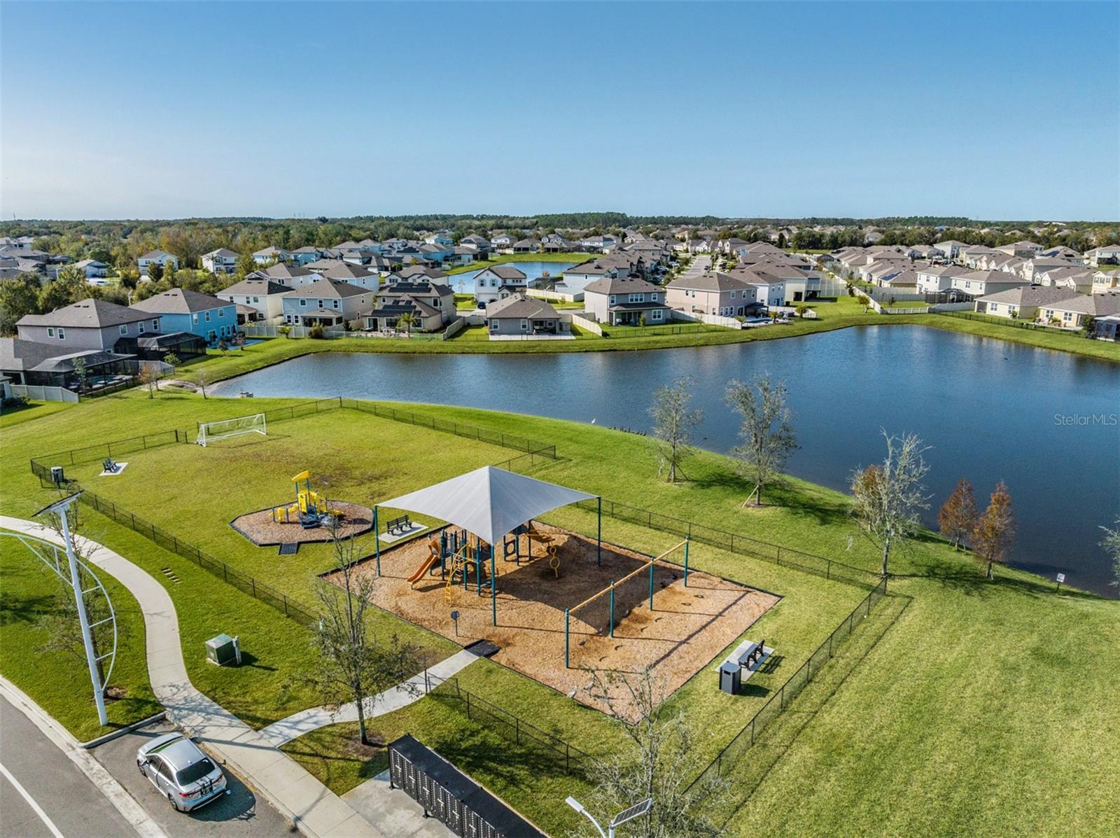 Image 63 of 73 For 9405 Ibis Grove Boulevard