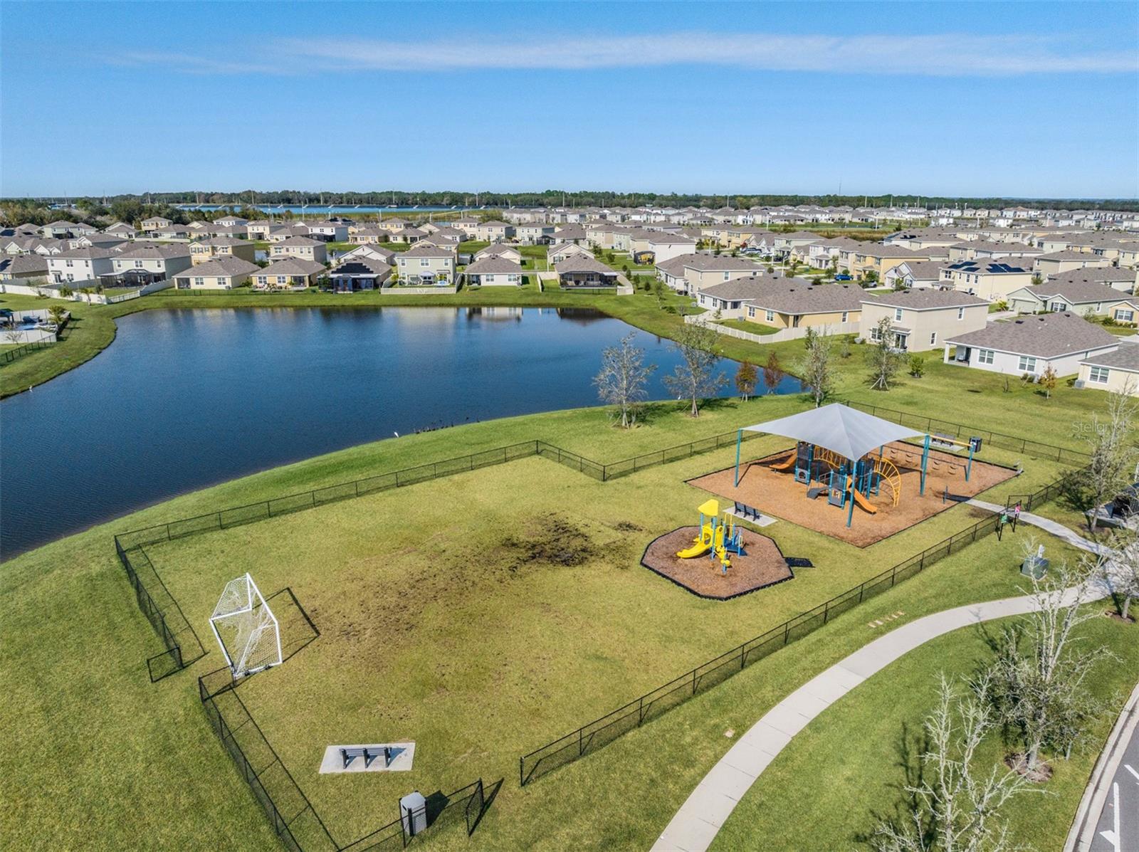 Image 64 of 73 For 9405 Ibis Grove Boulevard
