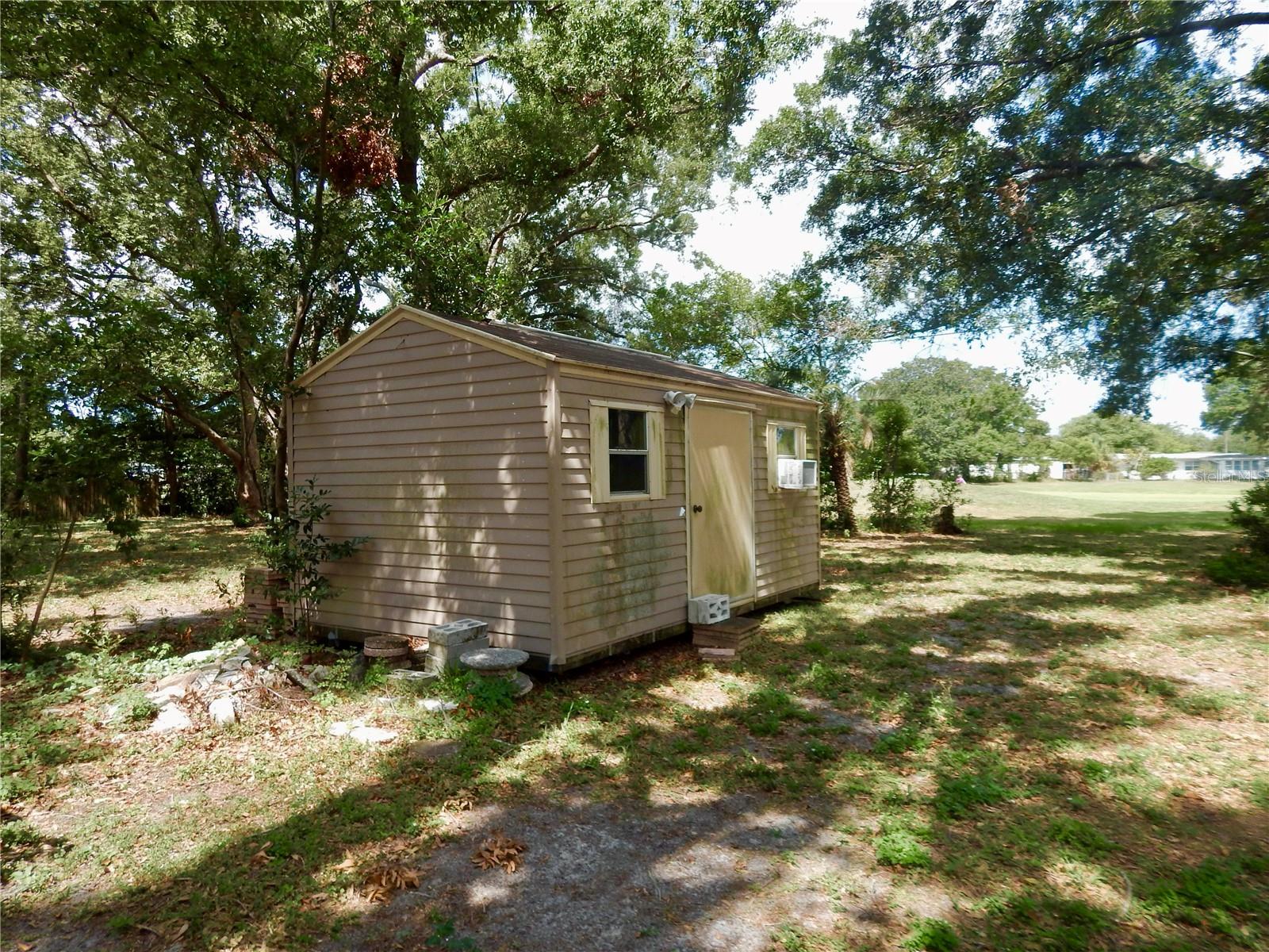 Listing photo id 19 for 10308 Fore Drive