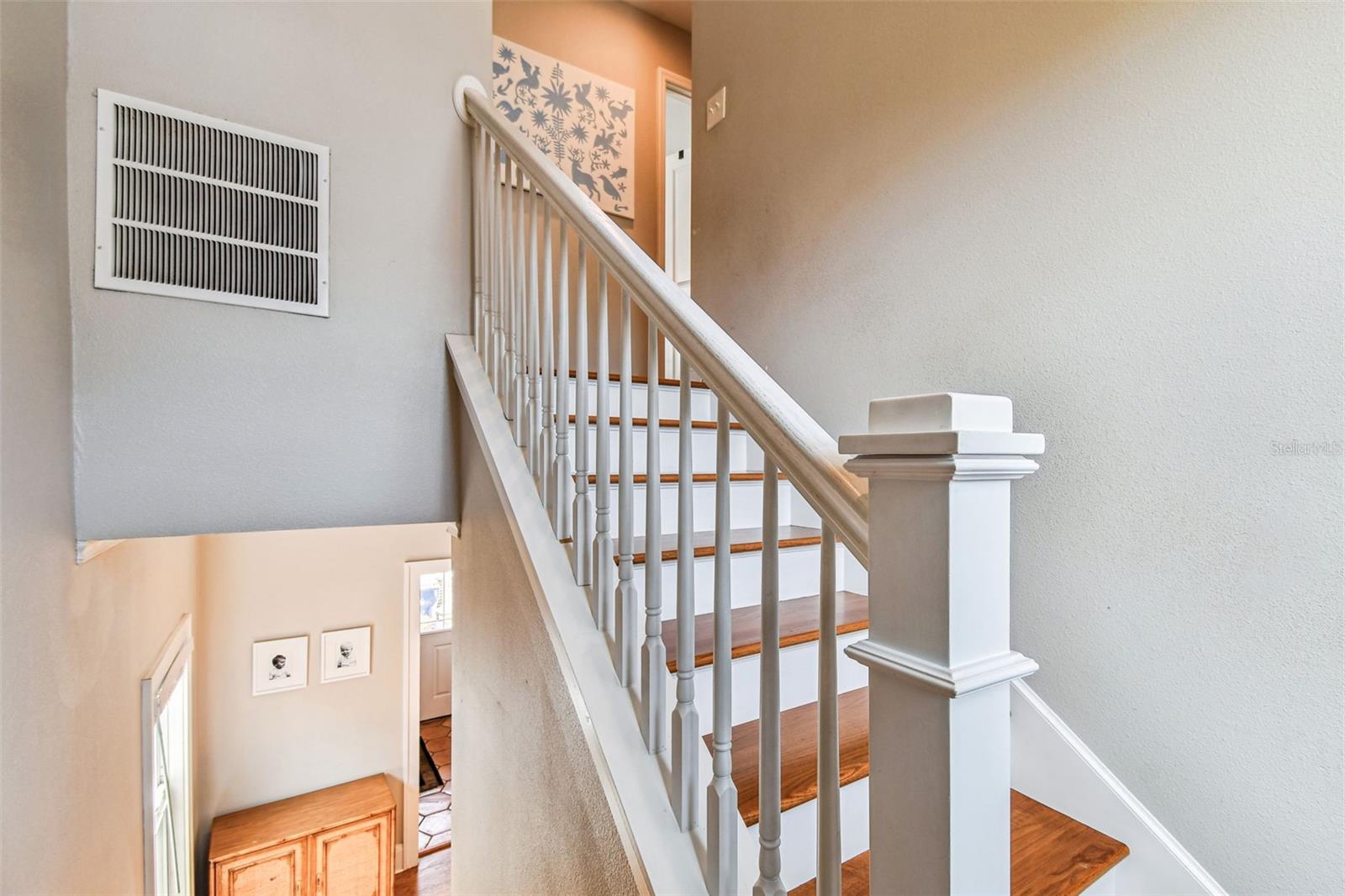 Listing photo id 37 for 3405 Palmira Avenue