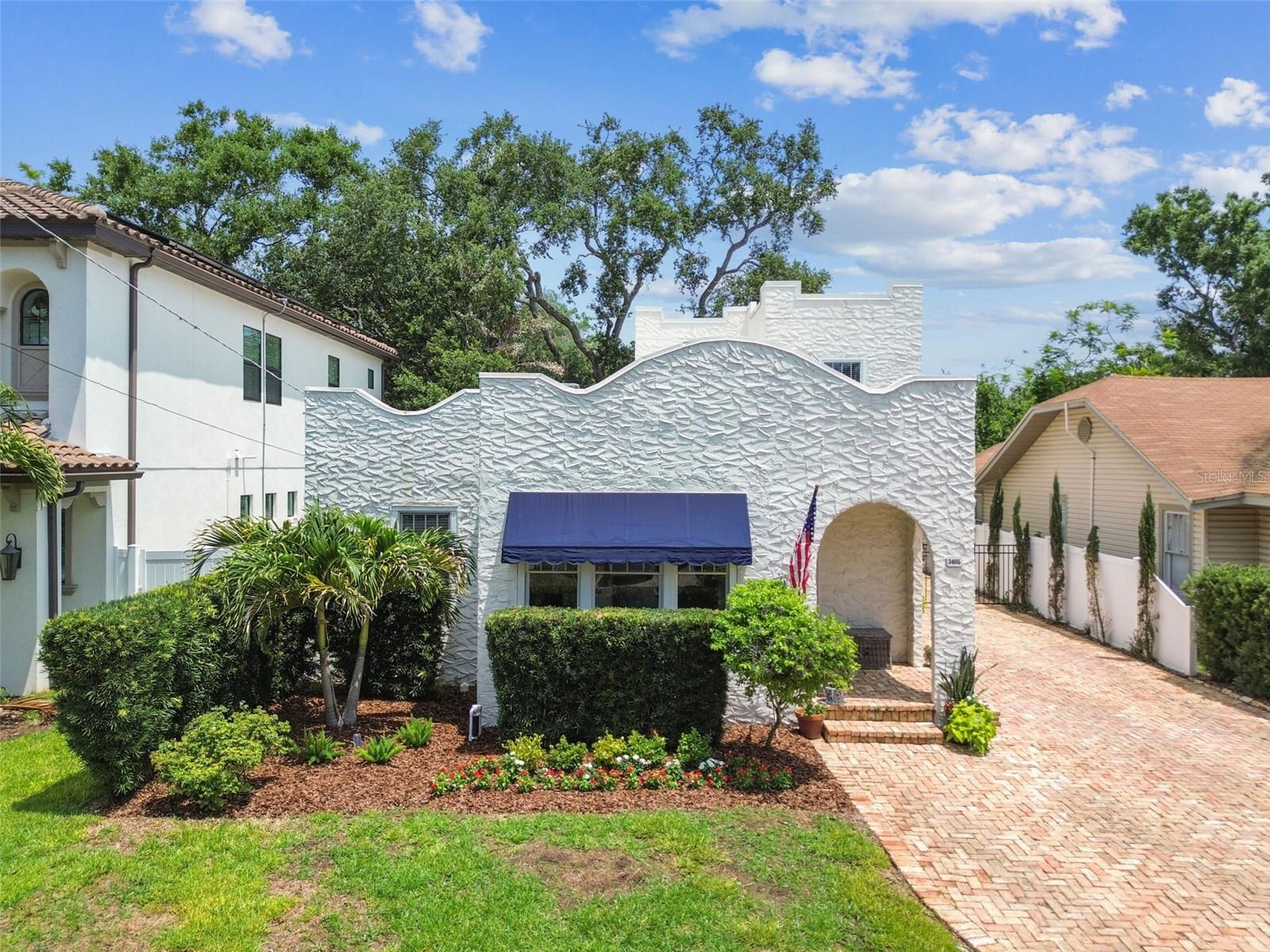 Listing photo id 55 for 3405 Palmira Avenue
