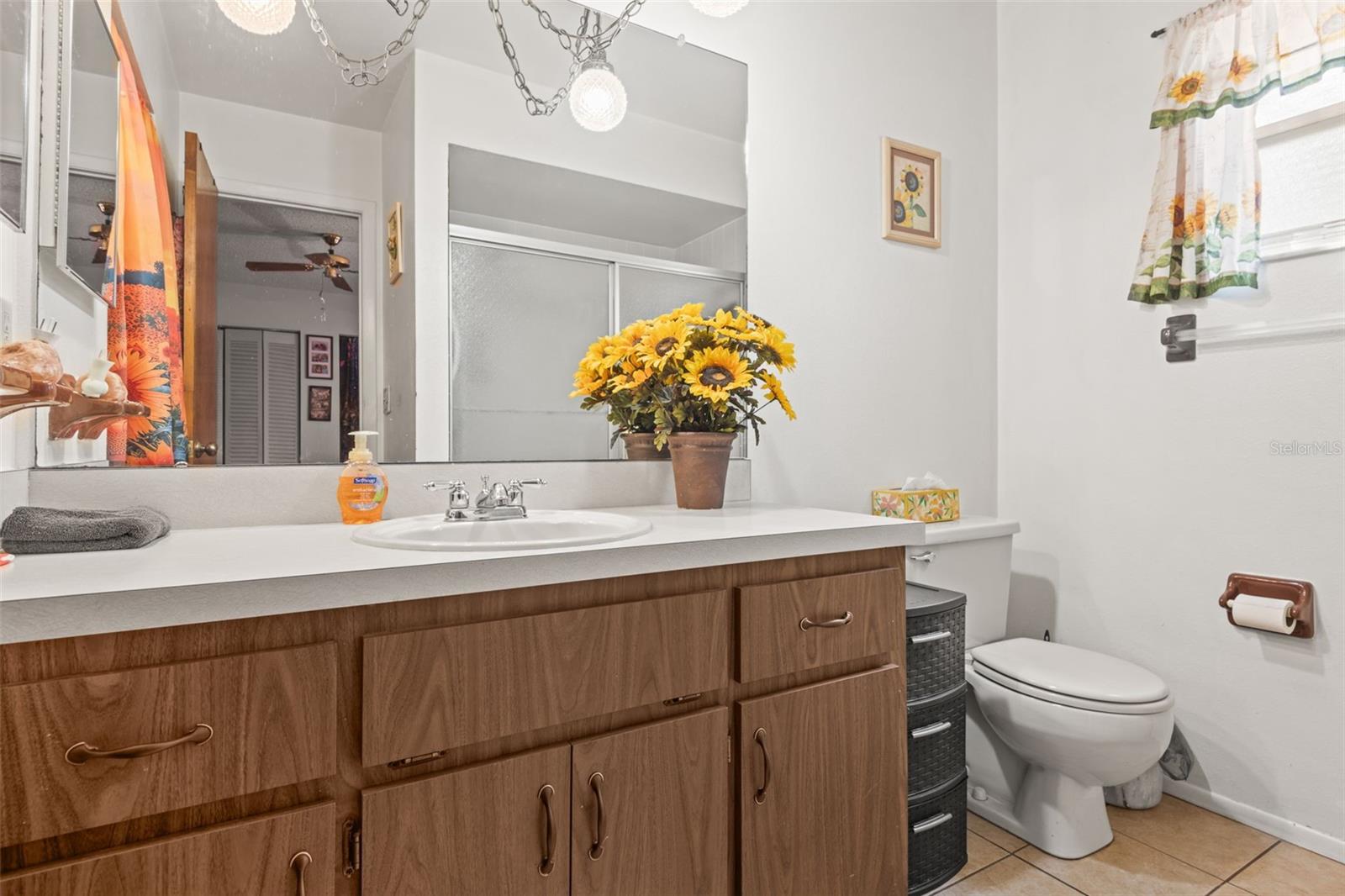 Listing photo id 20 for 14339 Mayer Avenue
