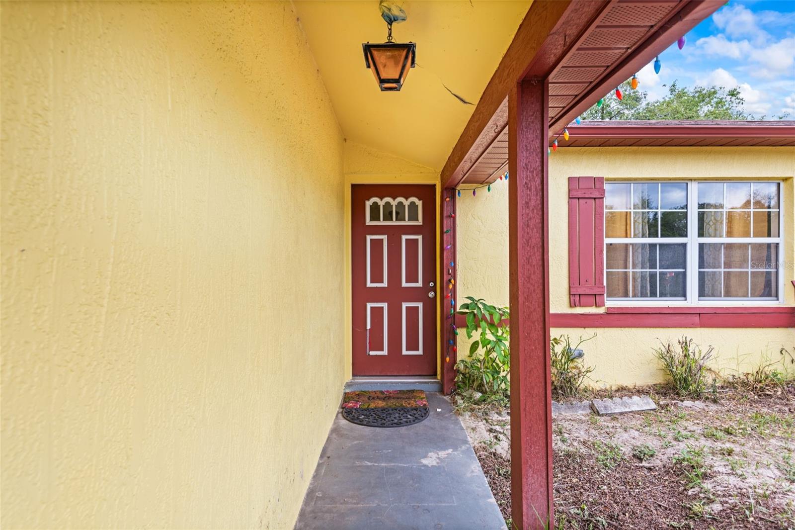 Listing photo id 2 for 14339 Mayer Avenue