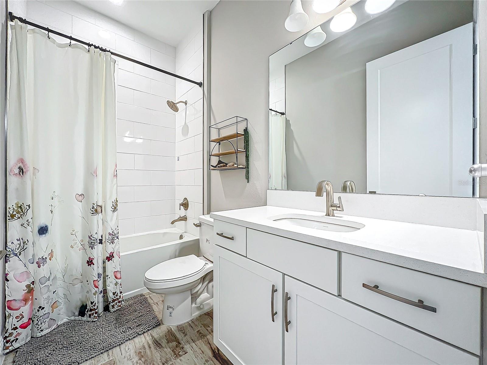 Image 33 of 46 For 13028 Homestead Lane