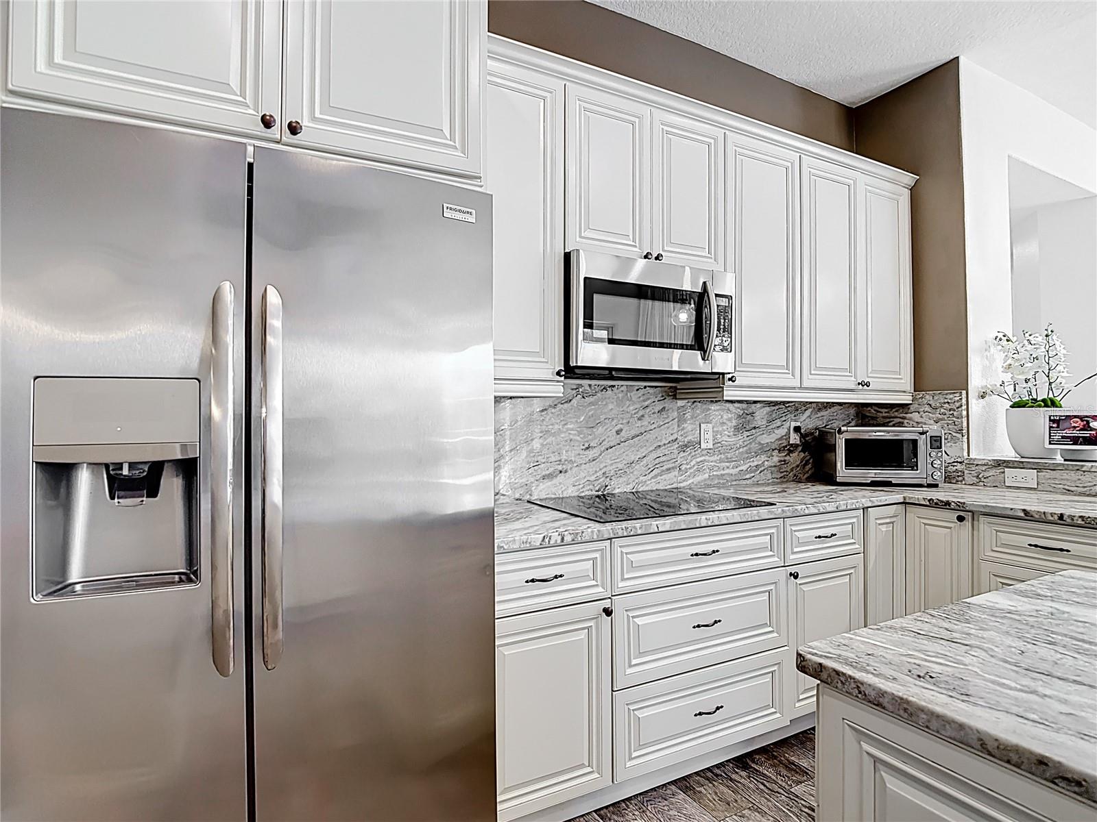 Listing photo id 19 for 1443 Obear Court